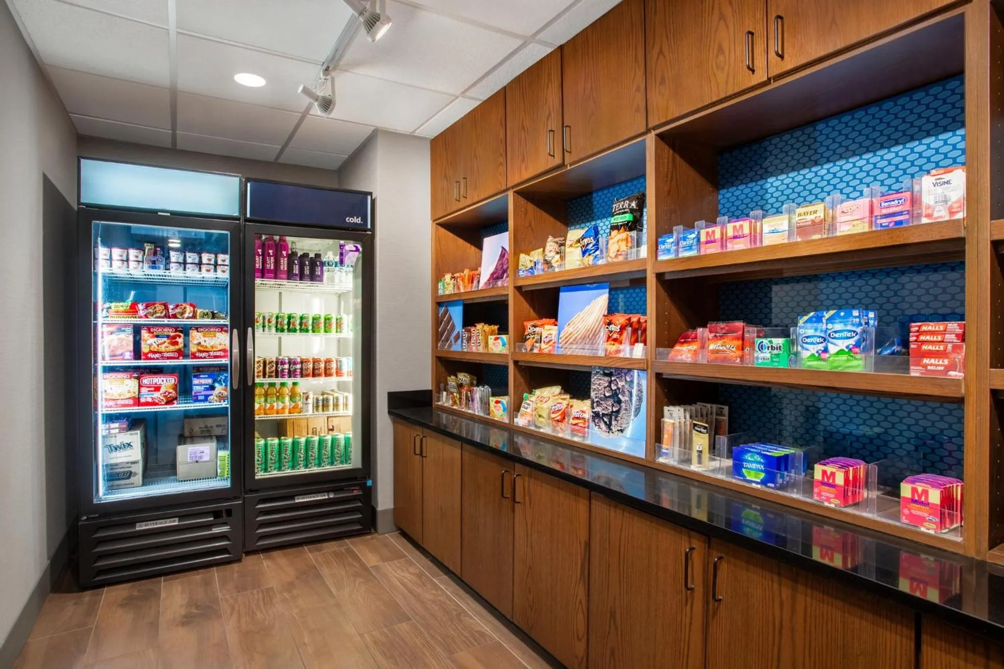 Lobby or reception in Holiday Inn Express & Suites Clinton by IHG