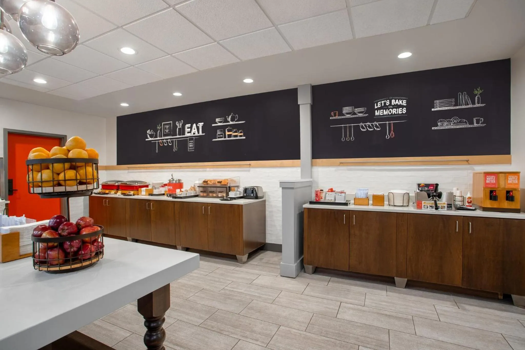 Breakfast in Holiday Inn Express & Suites Clinton by IHG