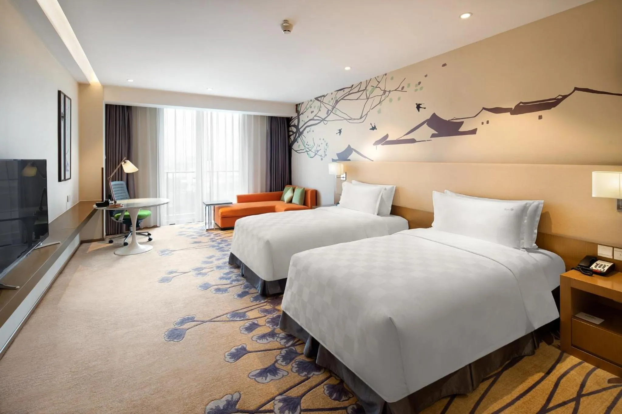 Photo of the whole room, Bed in Holiday Inn Chengdu High-Tech Center by IHG