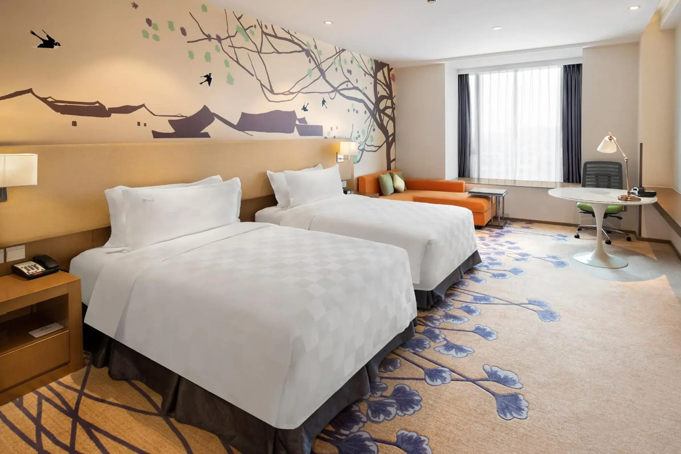 Standard Double Room with Two Double Beds in Holiday Inn Chengdu High-Tech Center by IHG Standard Double Room with Two Double Beds in Holiday Inn Chengdu High-Tech Center by IHG