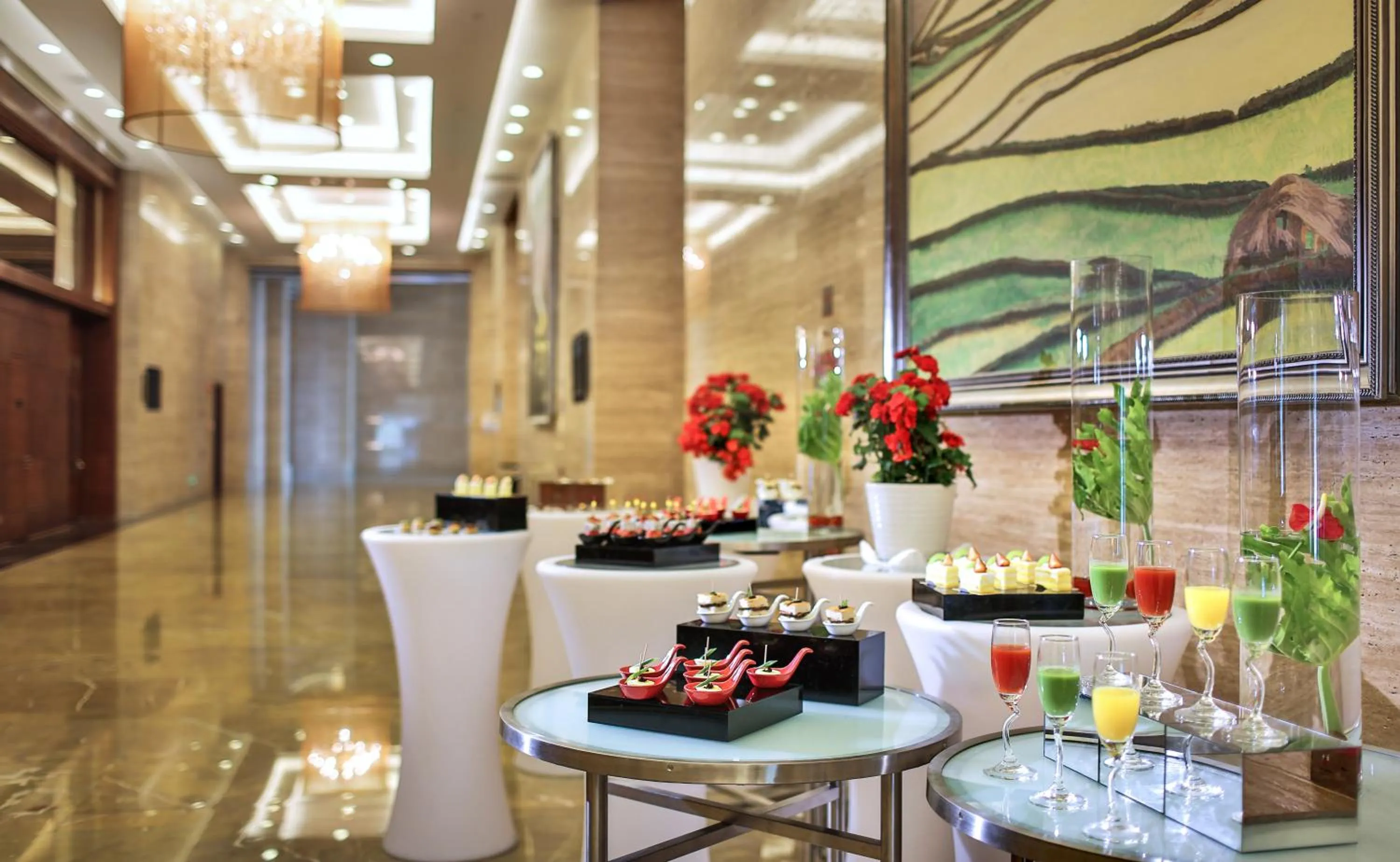 Restaurant/places to eat in InterContinental Sancha Lake by IHG