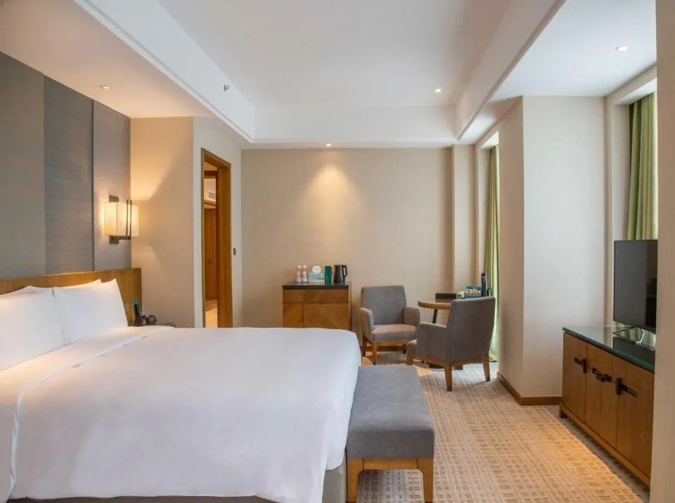 Bed in InterContinental Sancha Lake by IHG