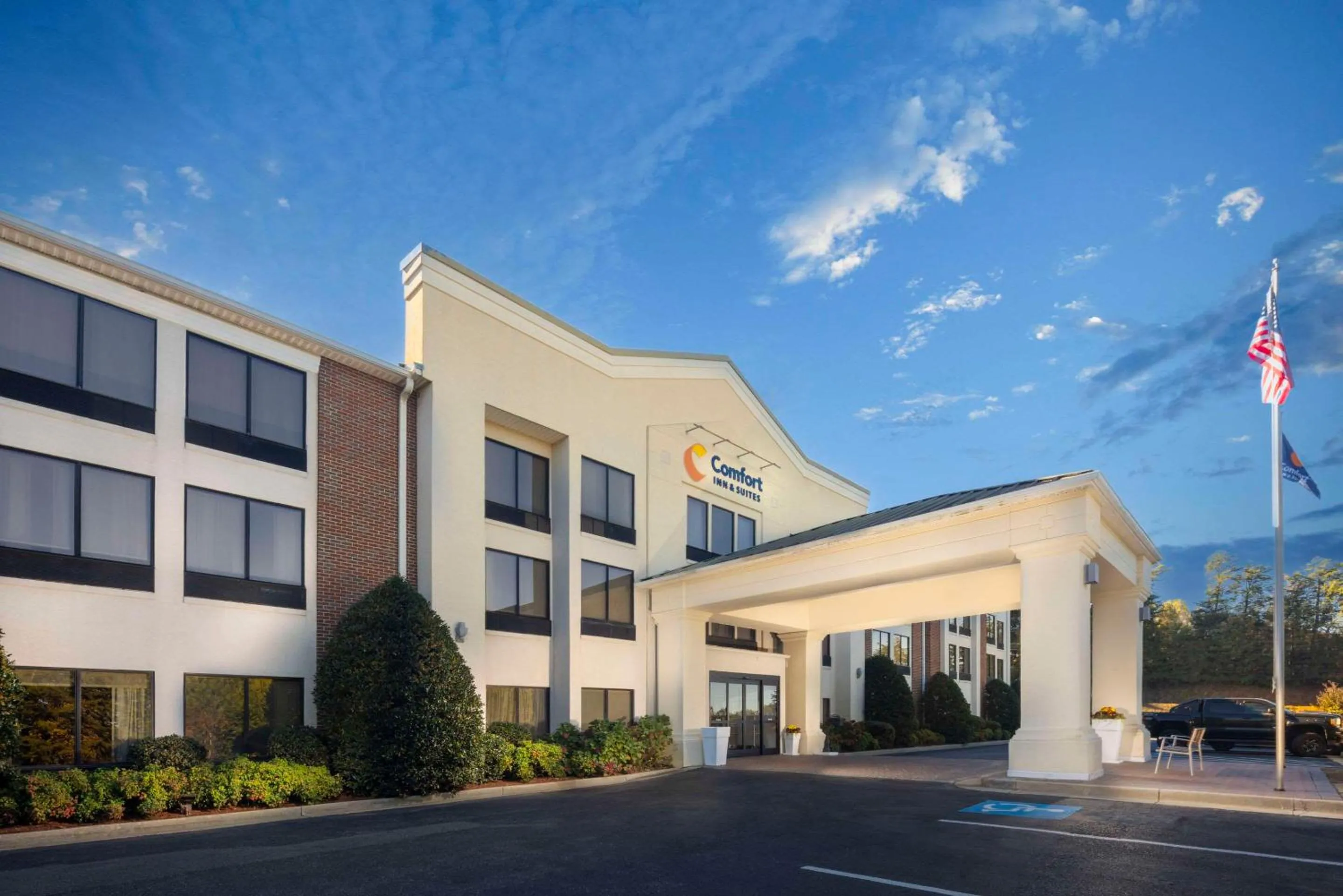 Property building in Comfort Inn & Suites Dahlonega University Area