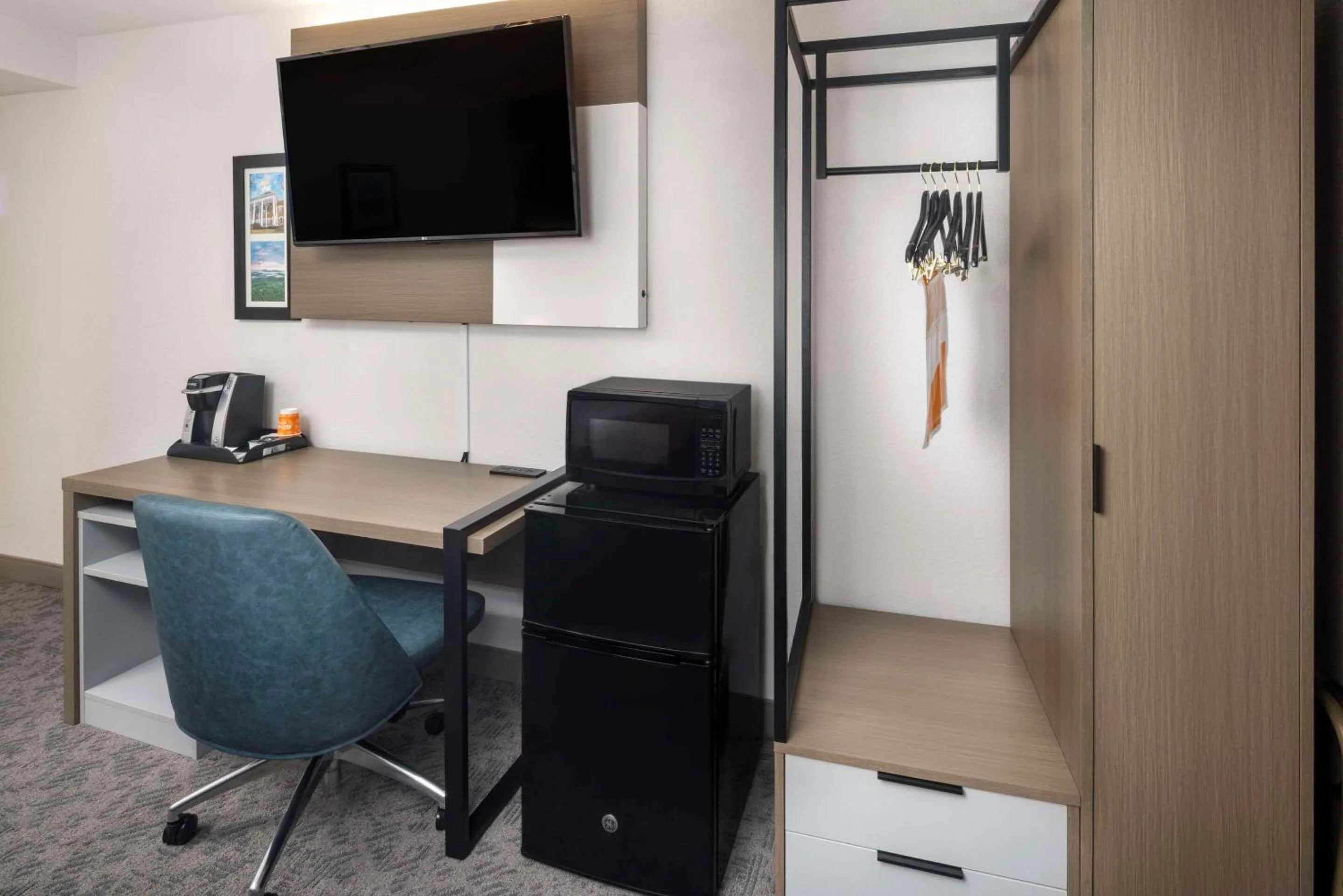 Bedroom in Comfort Inn & Suites Dahlonega University Area