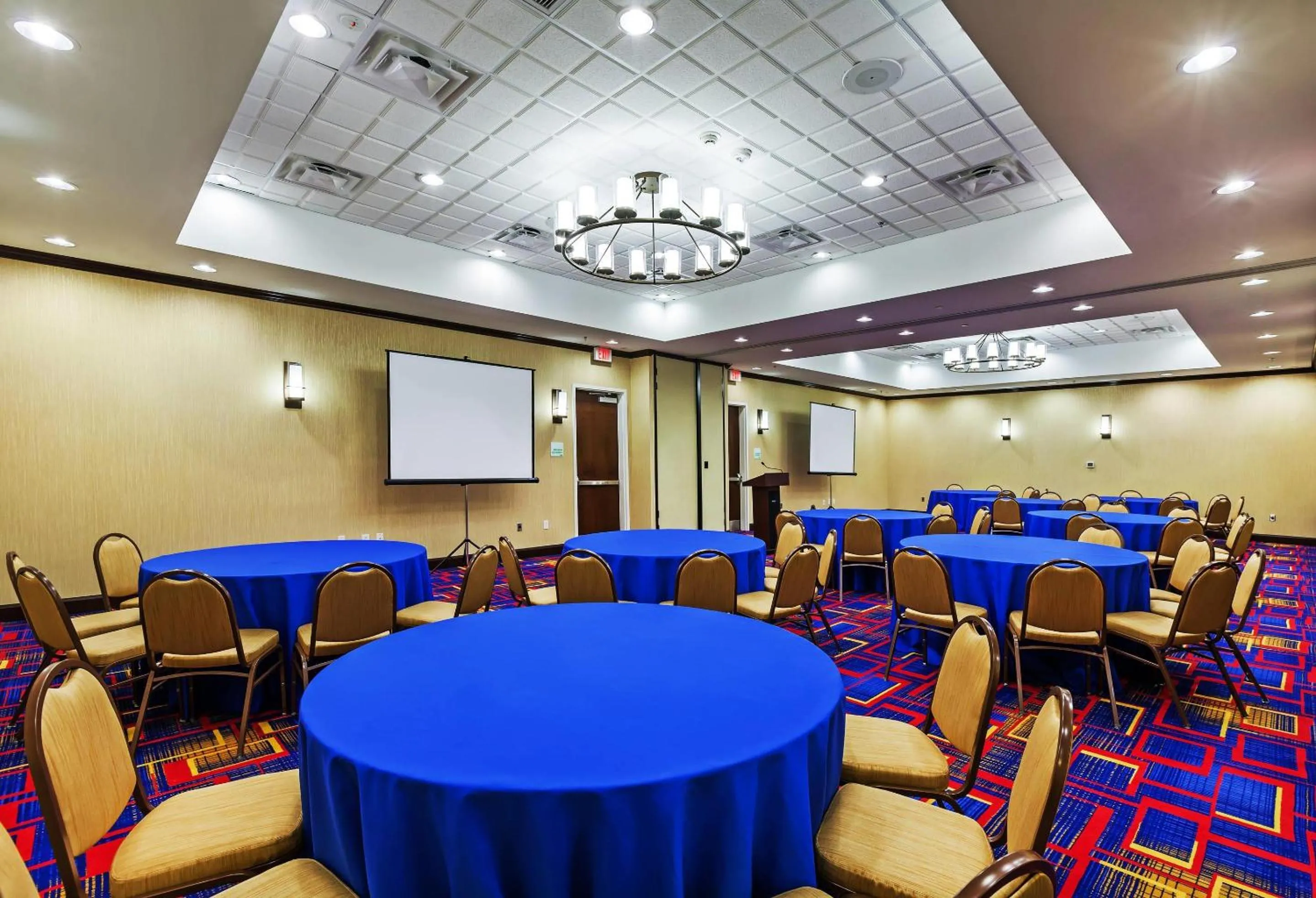 Meeting/conference room in Clarion Hotel The Colony - Plano West