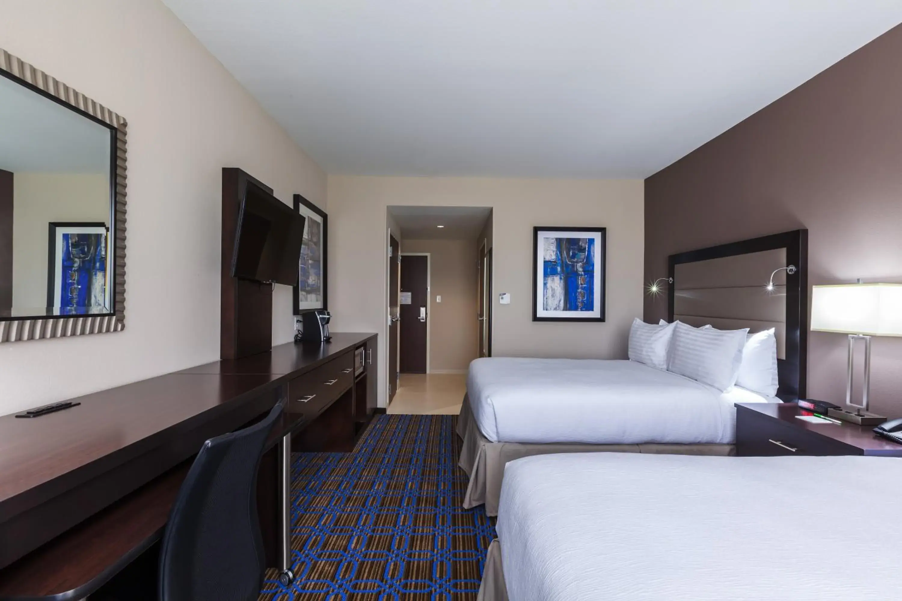 Queen Room with Two Tween Beds - Non Smoking in Clarion Hotel The Colony - Plano West Queen Room with Two Tween Beds - Non Smoking in Clarion Hotel The Colony - Plano West