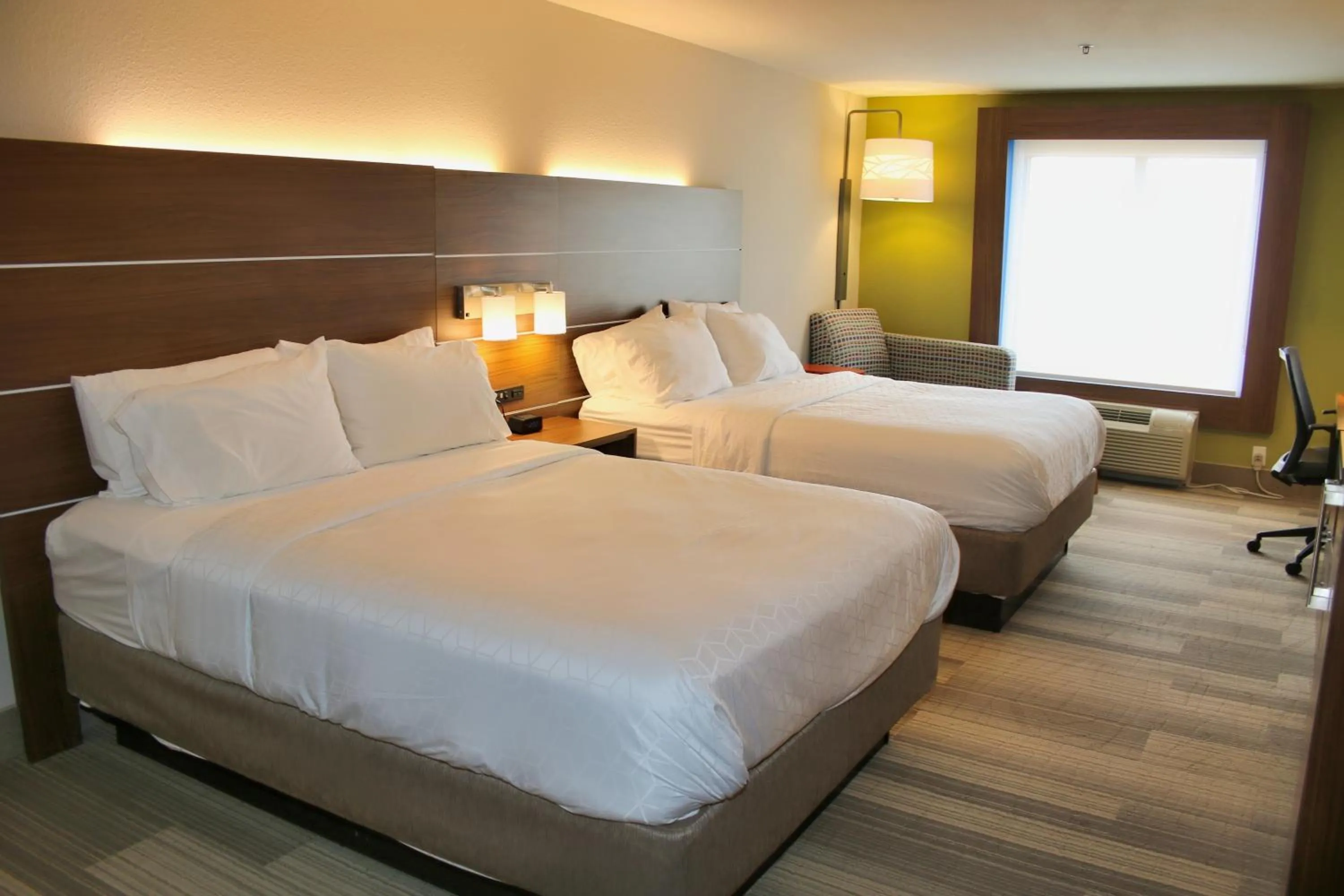 Bedroom, Bed in Holiday Inn Express by IHG