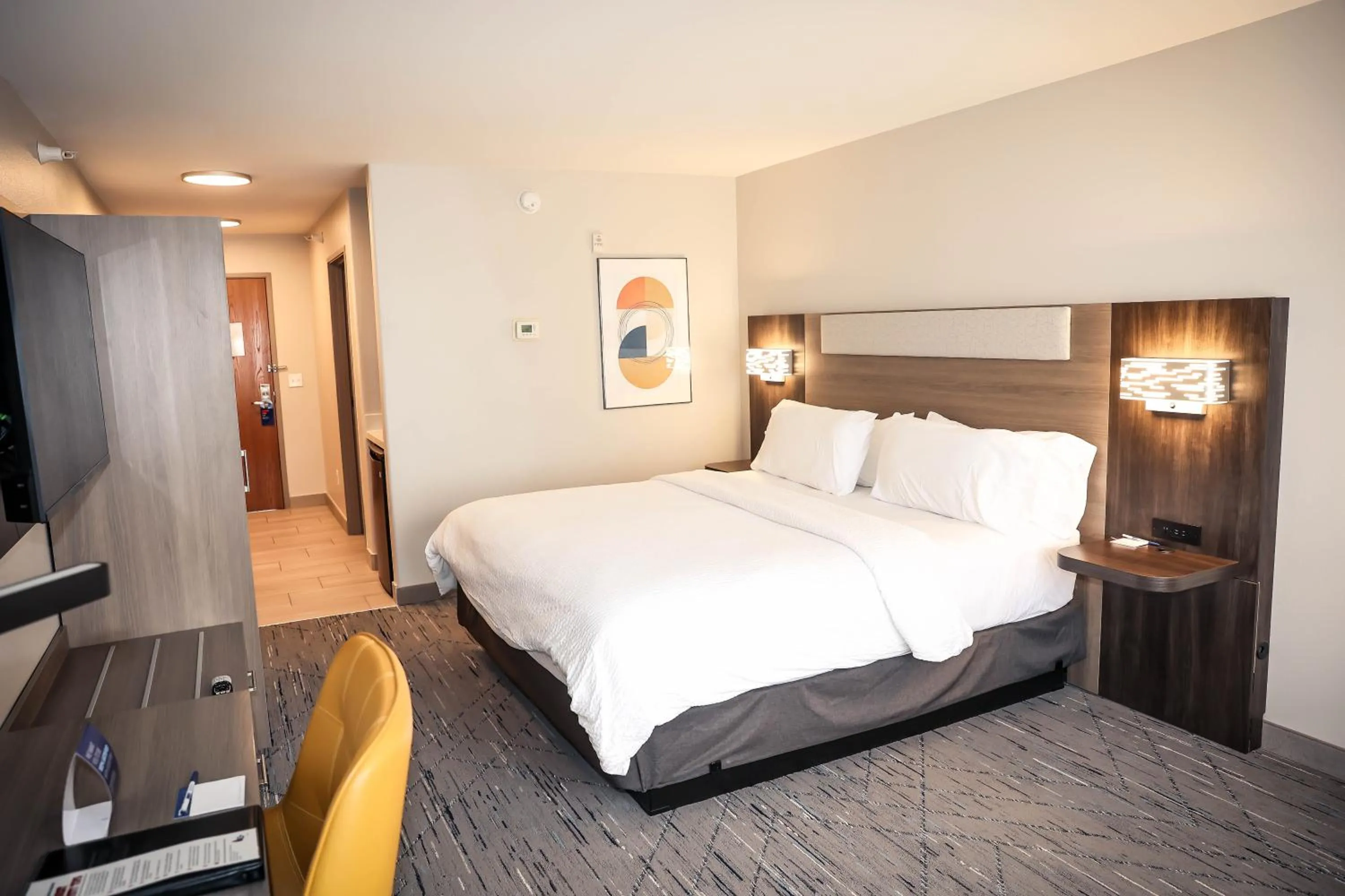 Bed in Holiday Inn Express & Suites Douglas by IHG