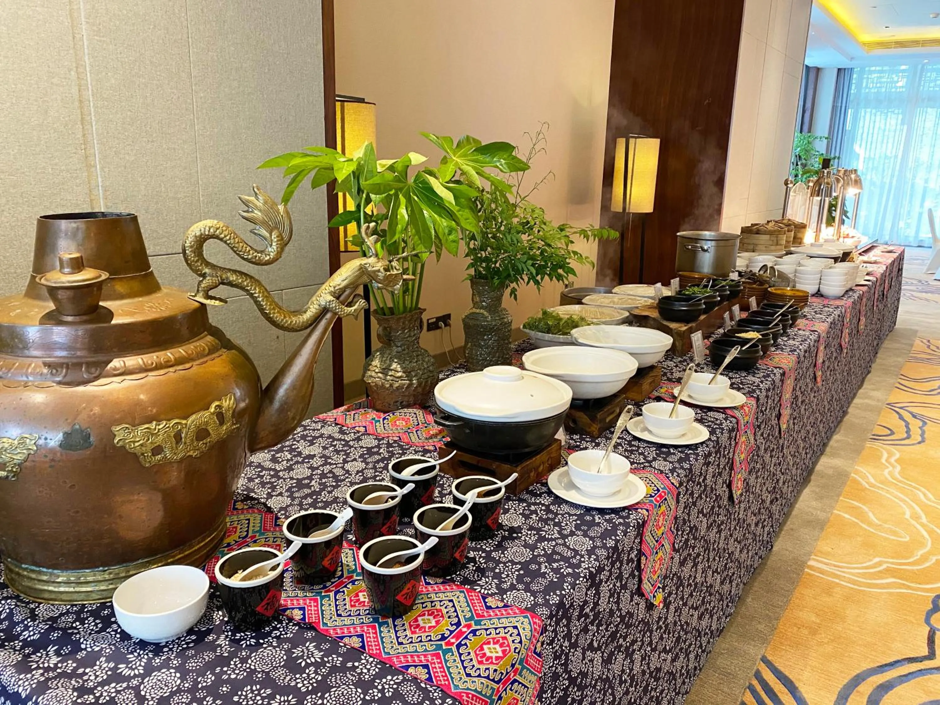 Restaurant/places to eat in Howard Johnson Neodalle Resort Zhangjiajie