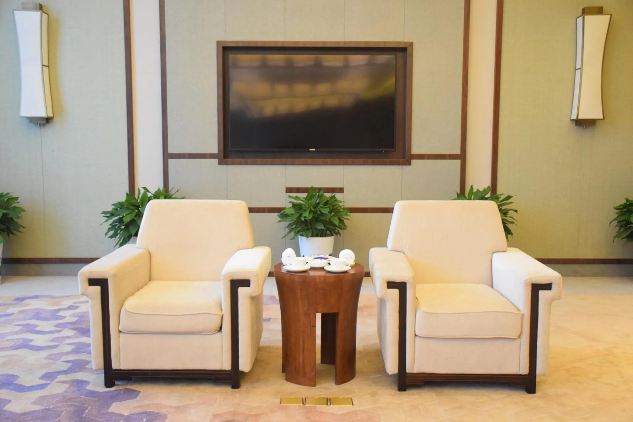 Restaurant/places to eat in Howard Johnson Neodalle Resort Zhangjiajie