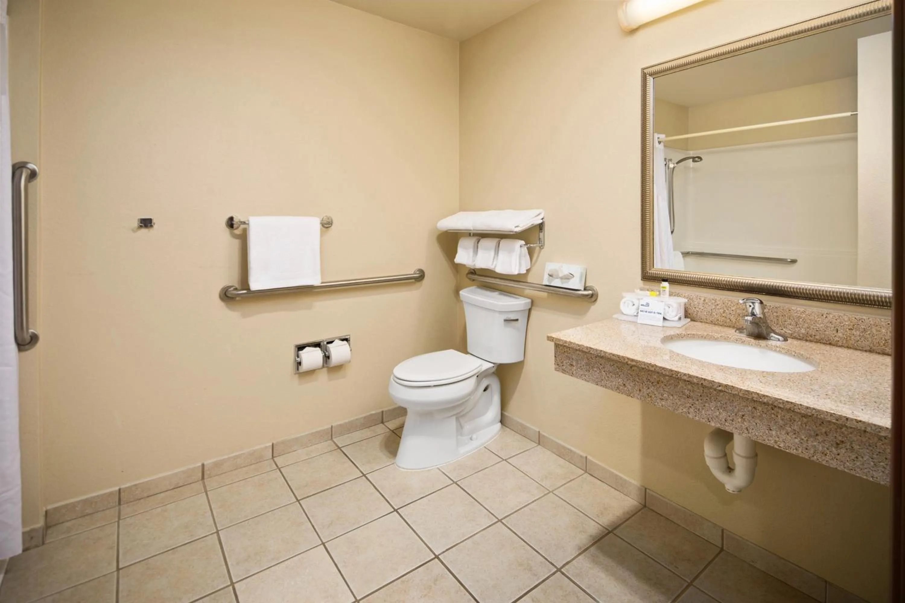 Bathroom in Holiday Inn Express Hotel & Suites Hill City