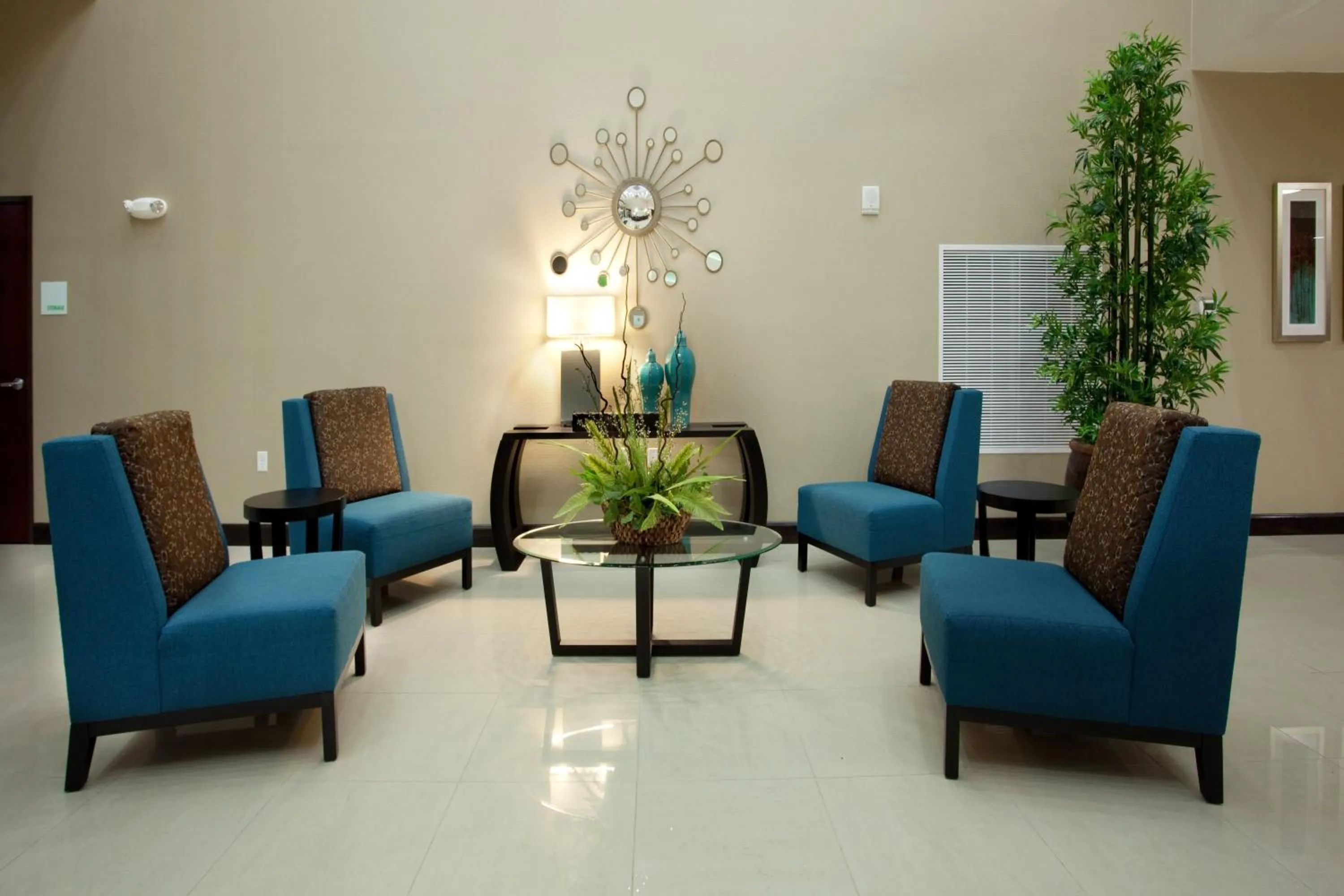 Property building in Holiday Inn Hammond by IHG