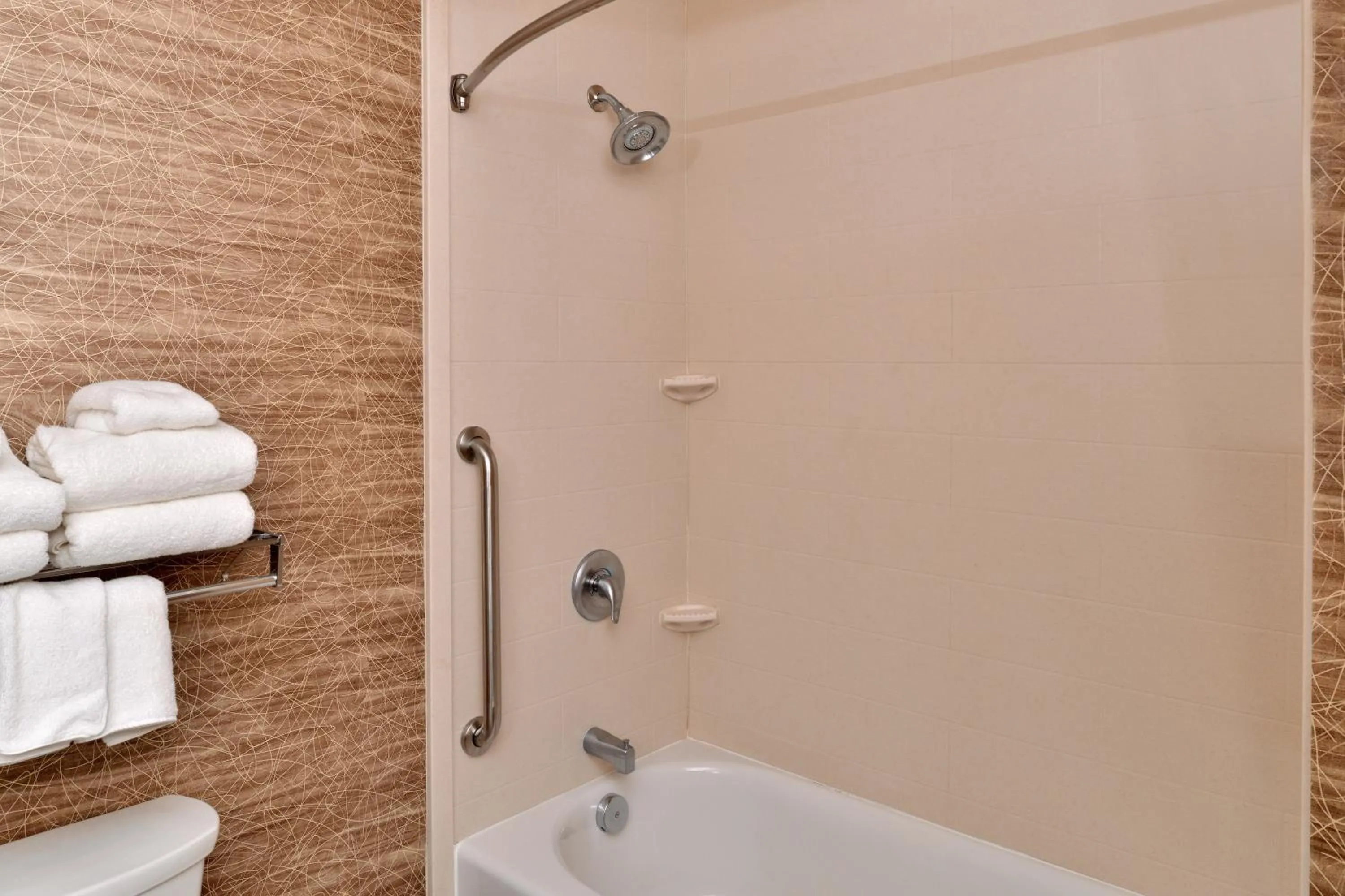 Bathroom in Holiday Inn Express & Suites Ironton by IHG
