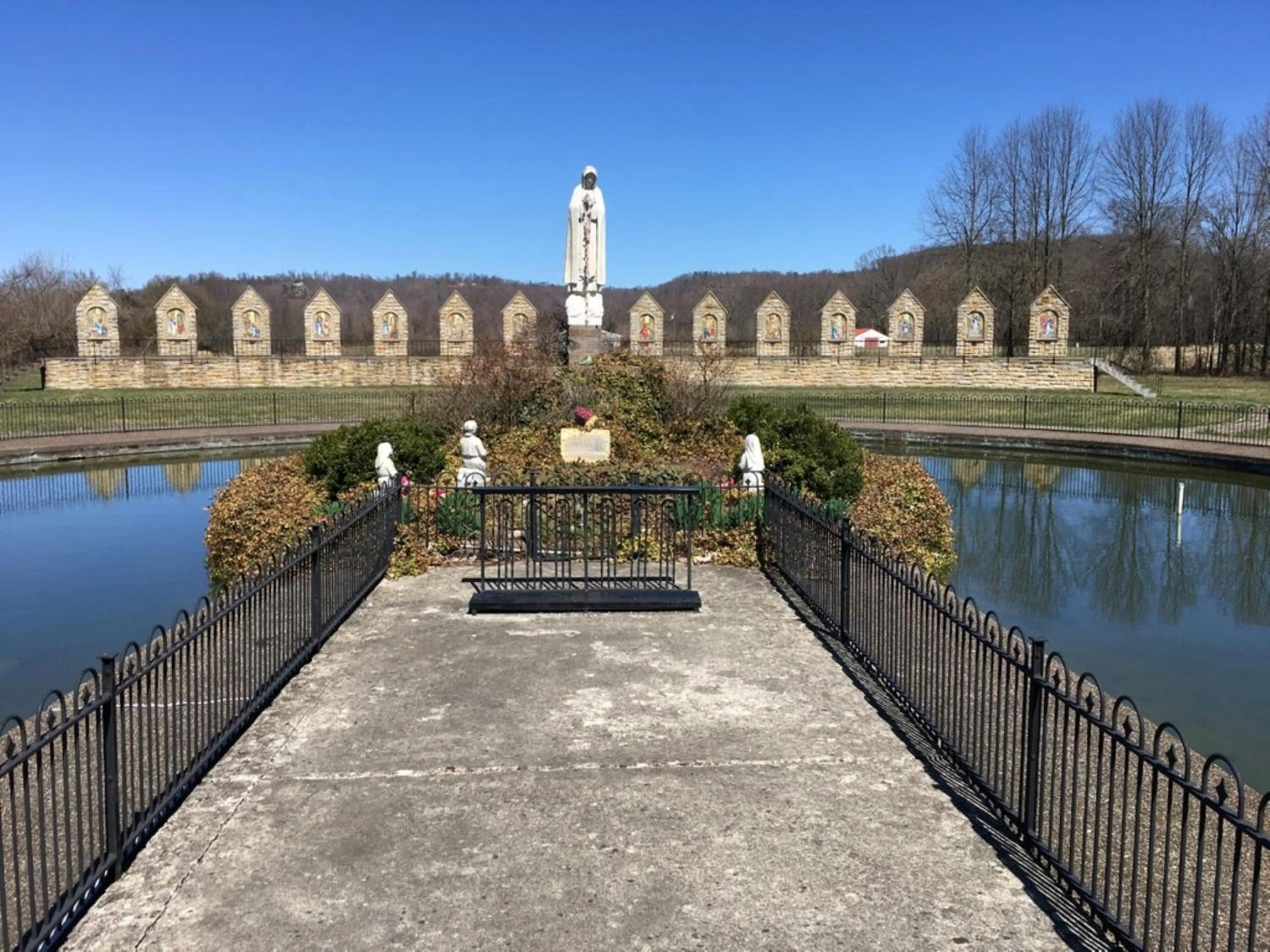 Area and facilities in Holiday Inn Express & Suites Ironton by IHG