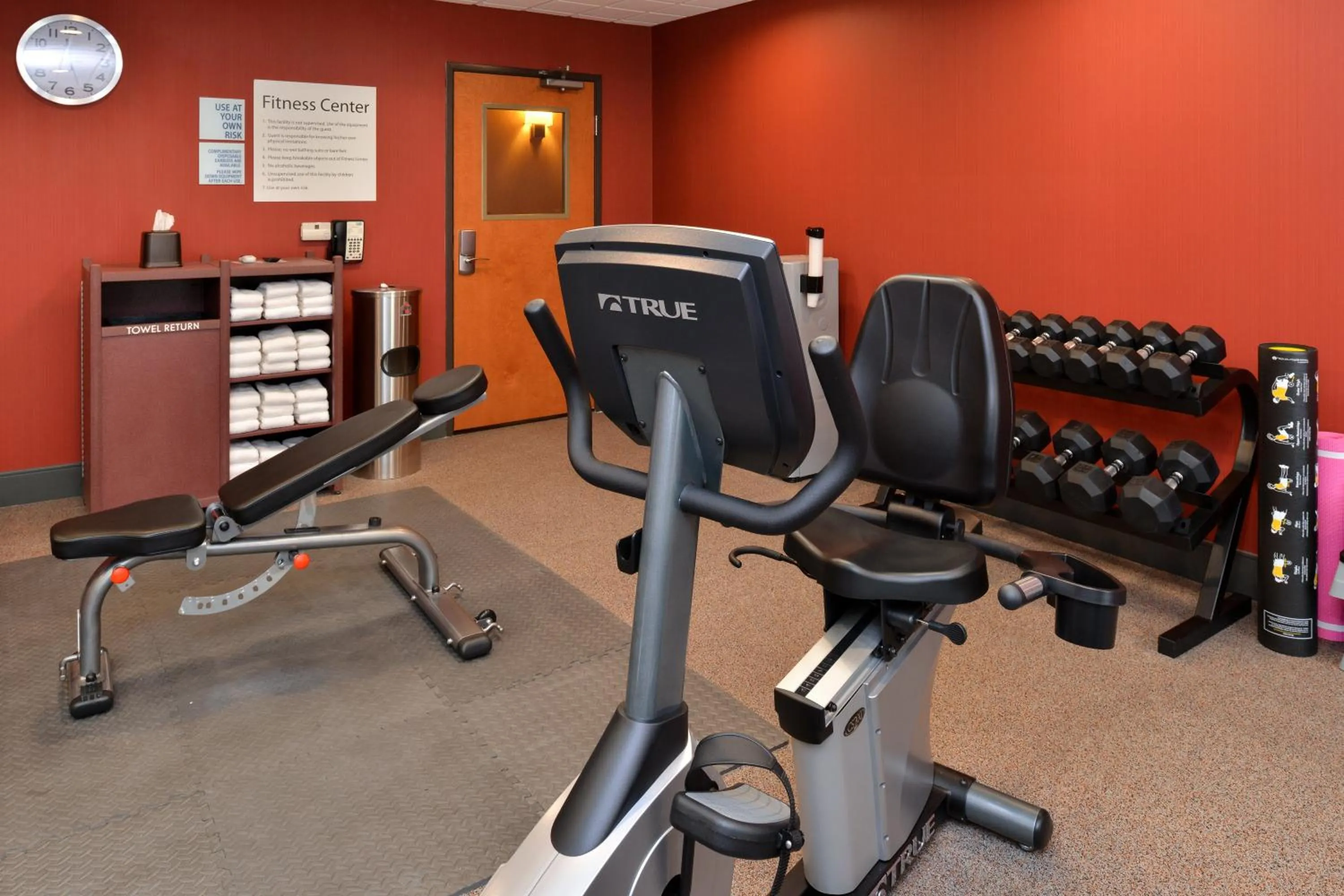 Fitness centre/facilities in Holiday Inn Express & Suites Ironton by IHG