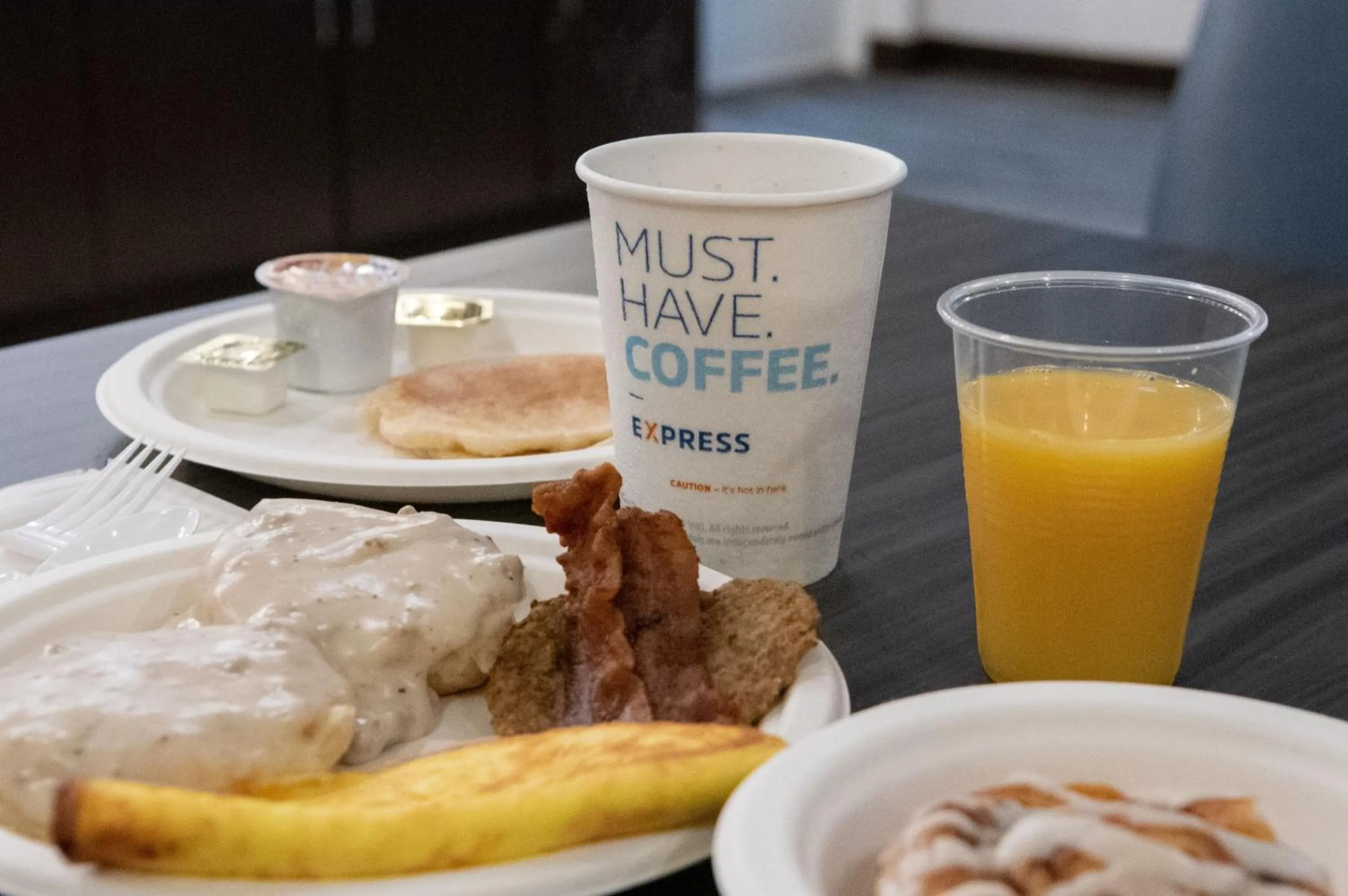 Breakfast in Holiday Inn Express & Suites Ironton by IHG
