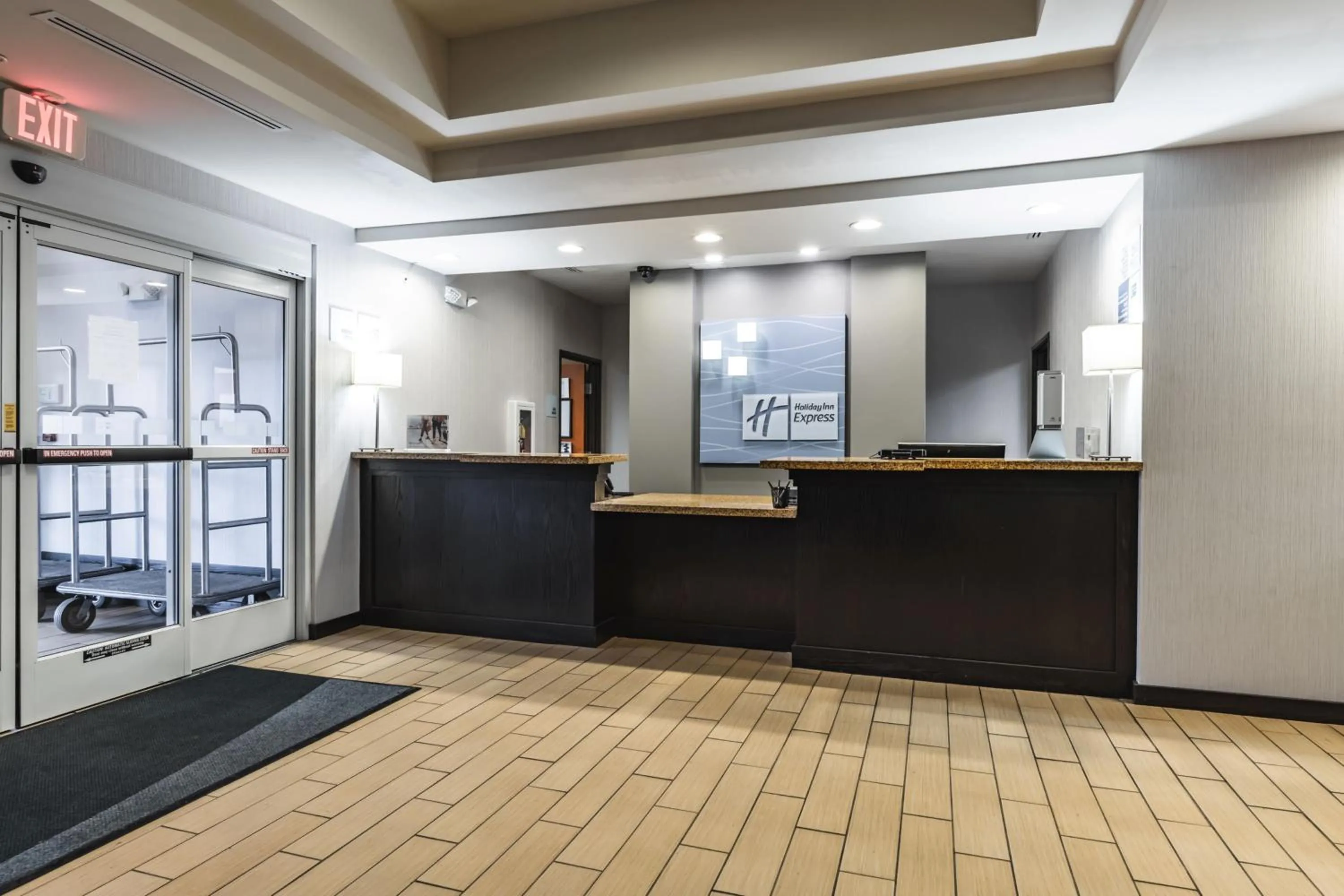 Property building in Holiday Inn Express & Suites Ironton by IHG