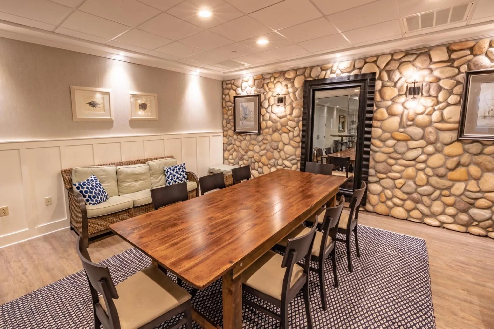 Meeting/conference room in Holiday Inn Manahawkin/Long Beach Island by IHG