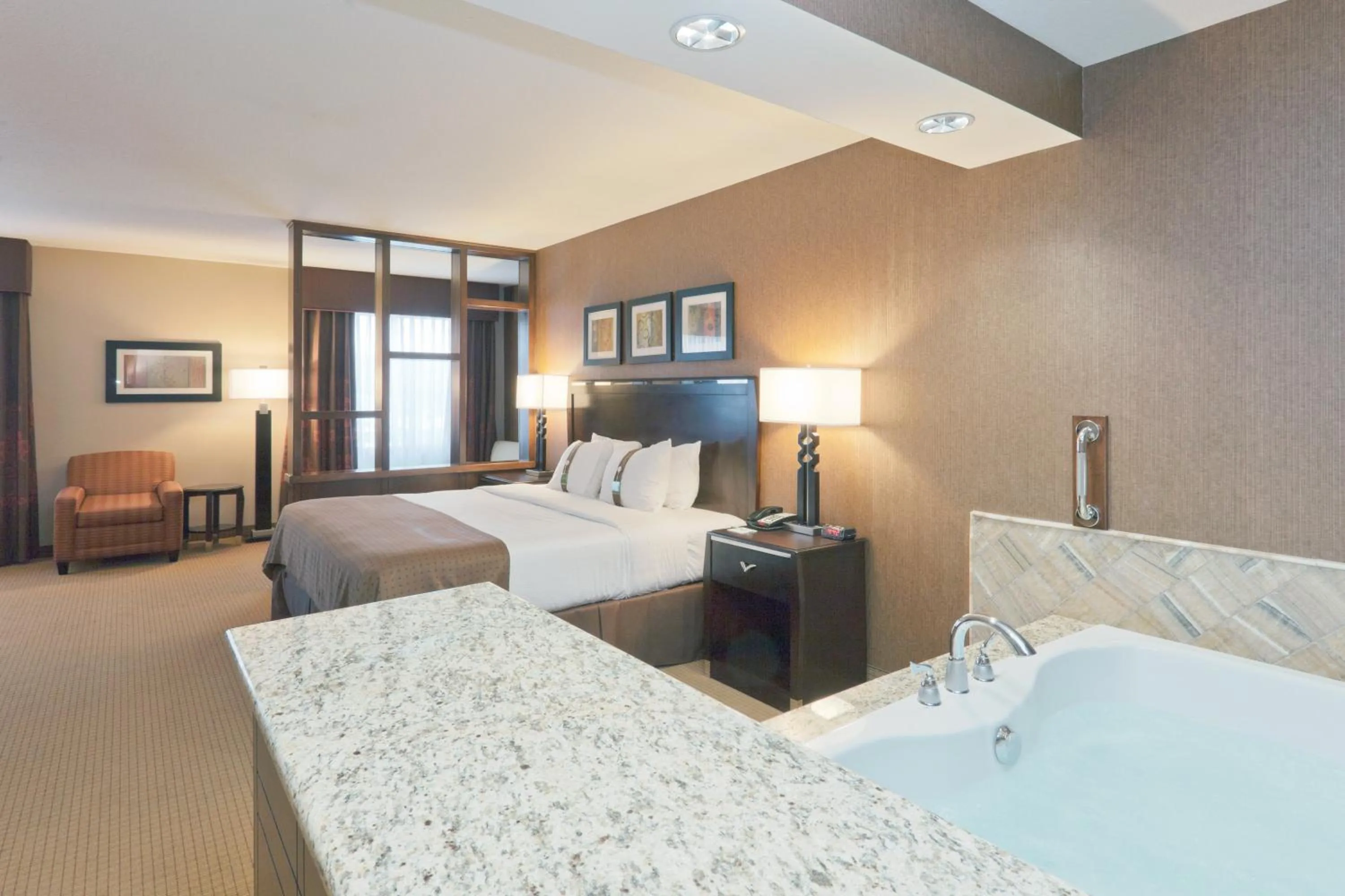 Photo of the whole room in Holiday Inn Jackson NW - Airport Road by IHG