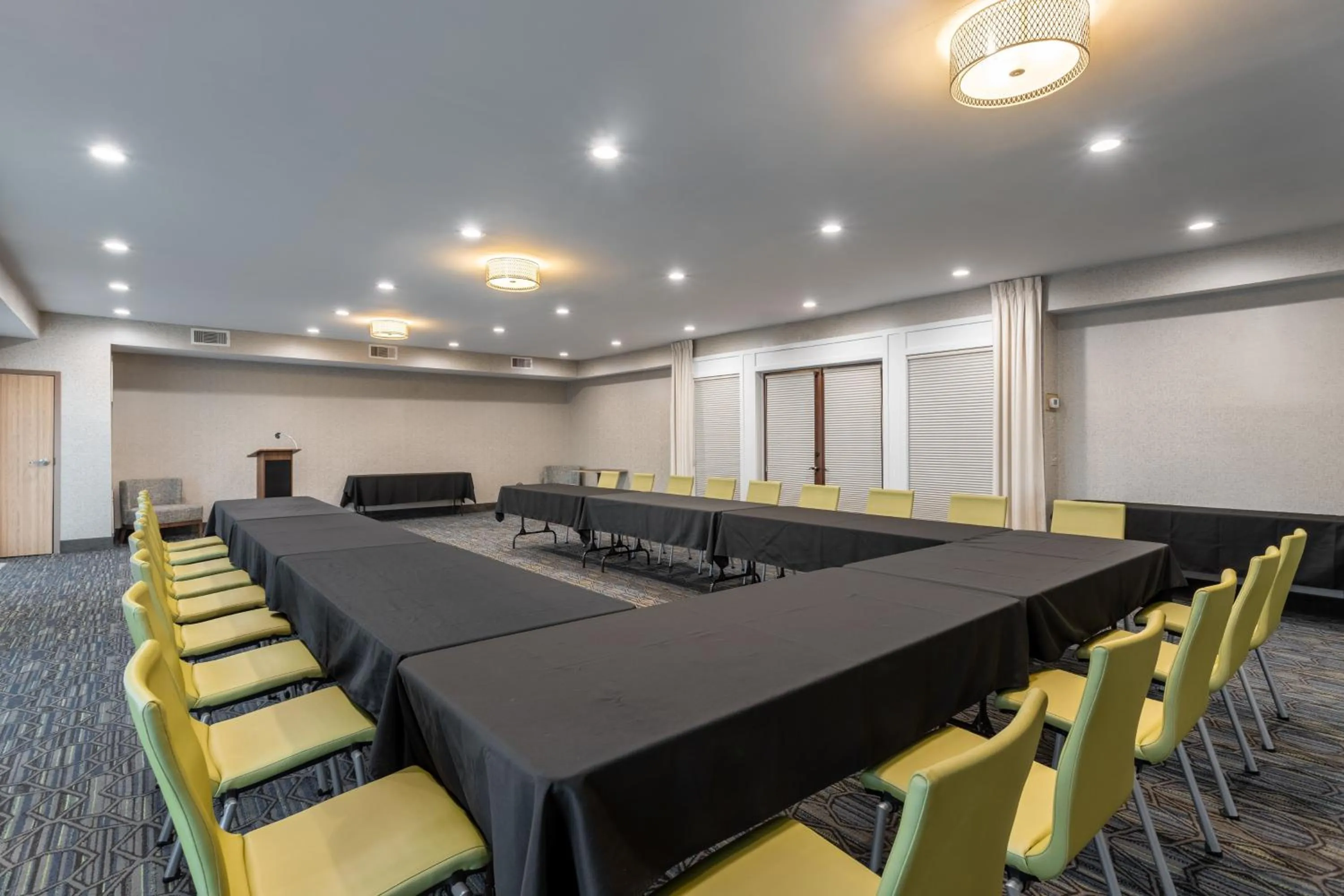 Meeting/conference room in Holiday Inn Express Annapolis East-Kent Island by IHG