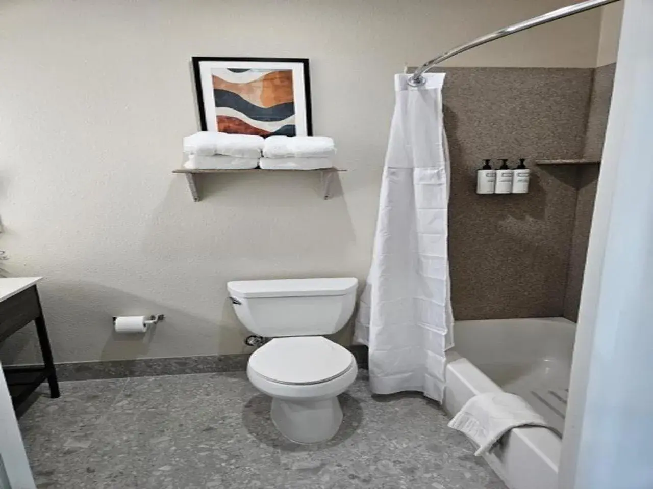 Deluxe Queen Room with Two Queen Beds - Non-Smoking in Wyndham Lake Charles Deluxe Queen Room with Two Queen Beds - Non-Smoking in Wyndham Lake Charles