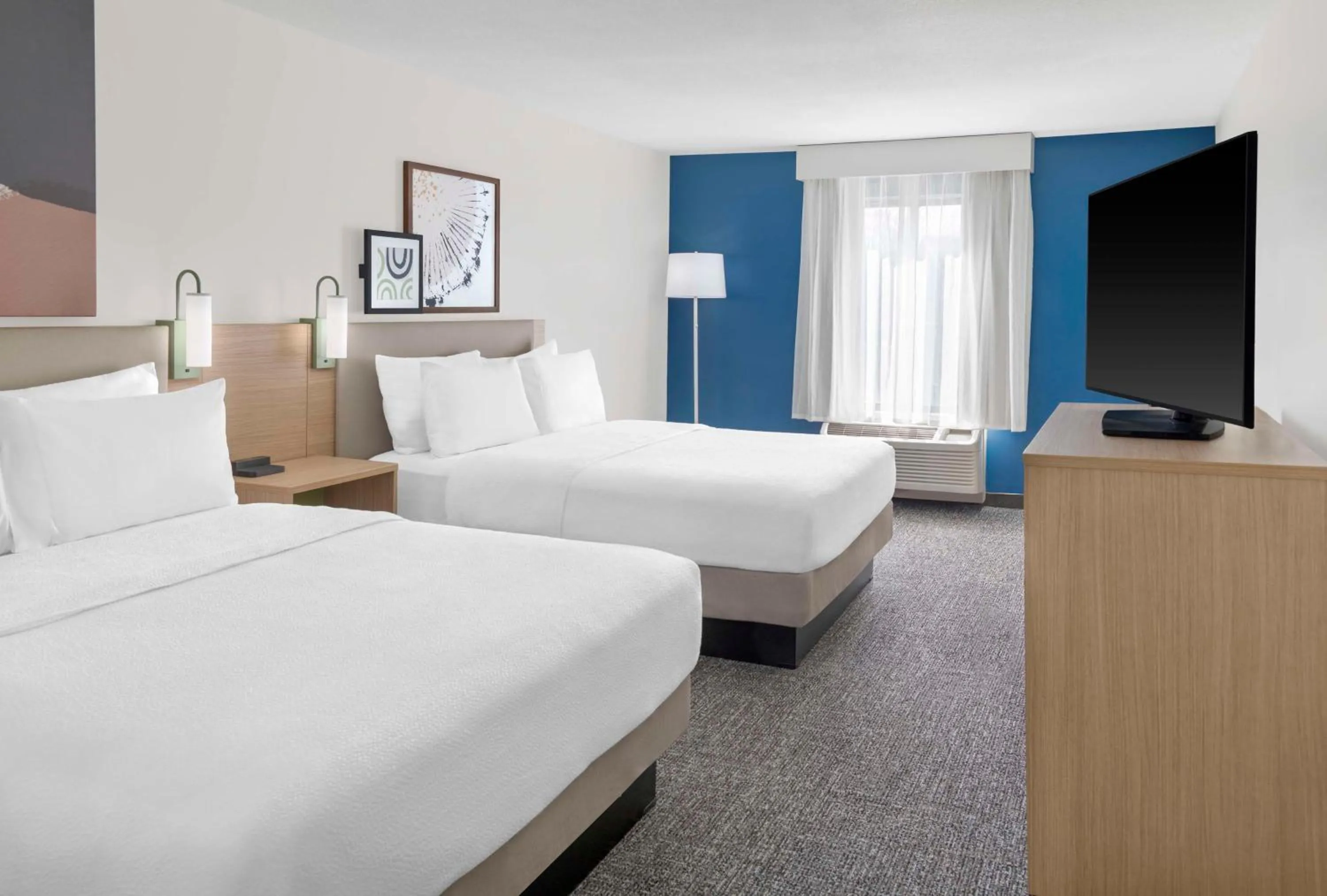 Bed in Spark By Hilton Lansing