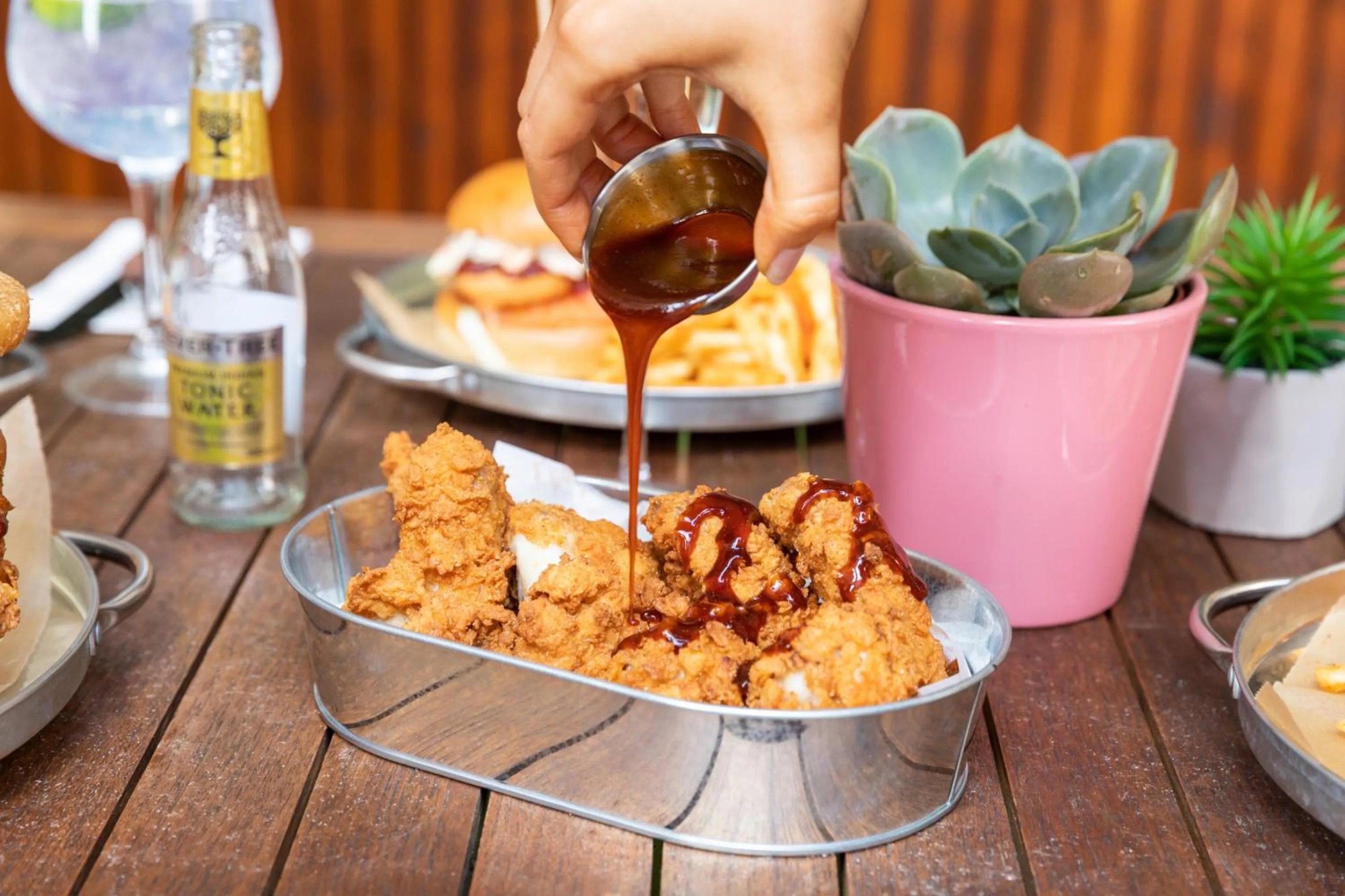 Restaurant/places to eat in Holiday Inn Manchester - City Centre by IHG