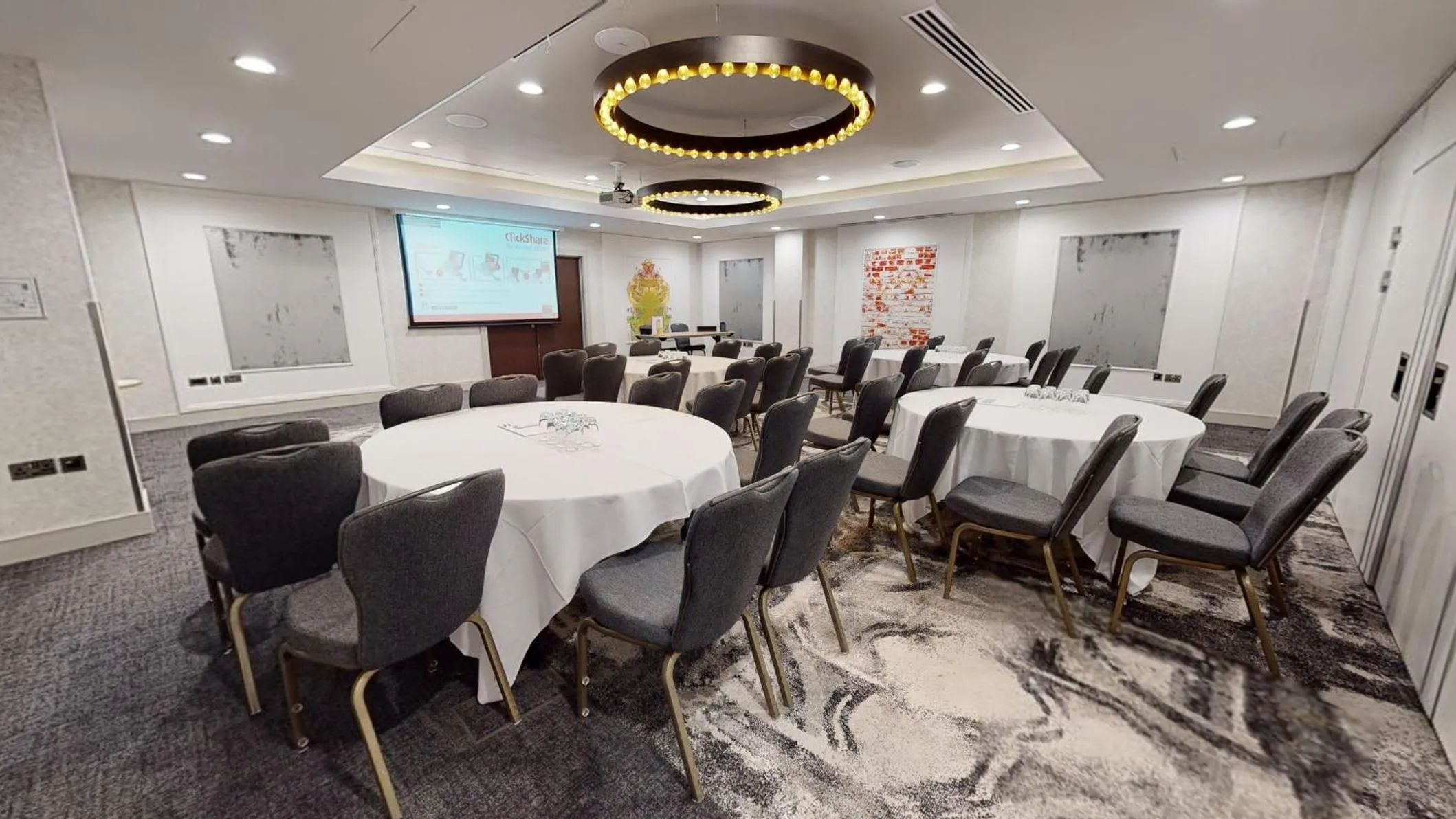 Meeting/conference room in Holiday Inn Manchester - City Centre by IHG