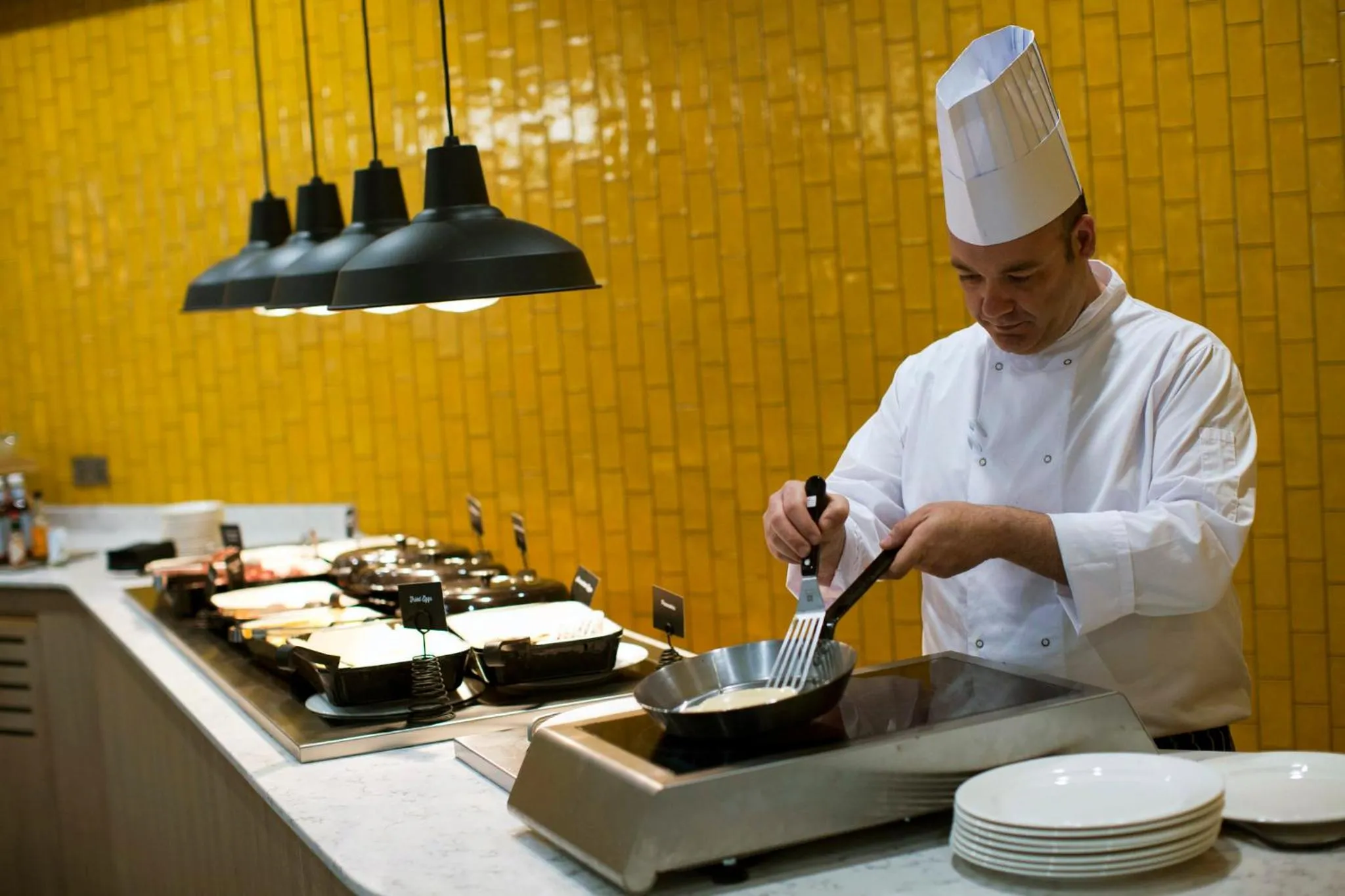 Breakfast in Holiday Inn Manchester - City Centre by IHG