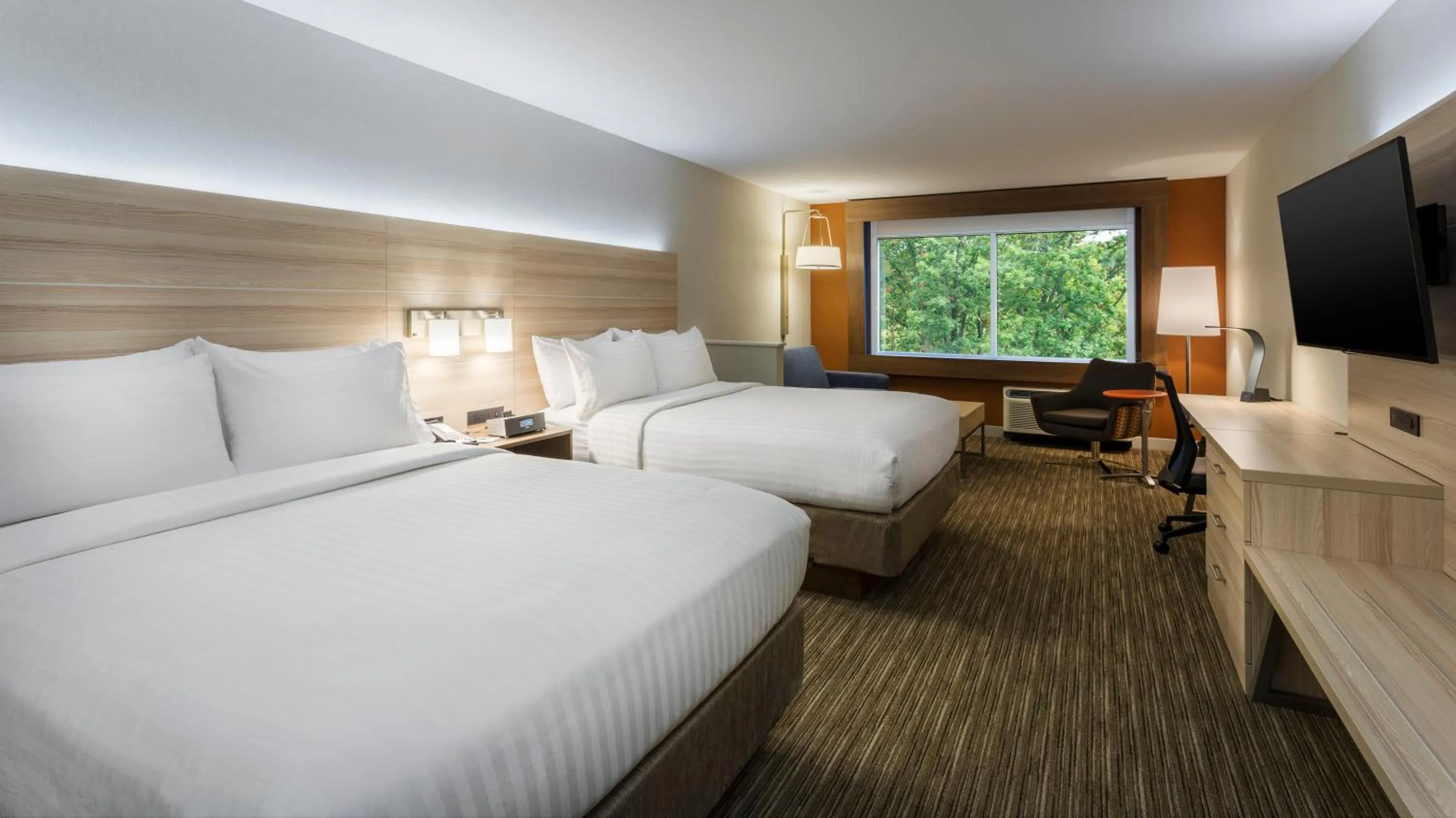 Bedroom, Bed in Holiday Inn Express & Suites Medina by IHG