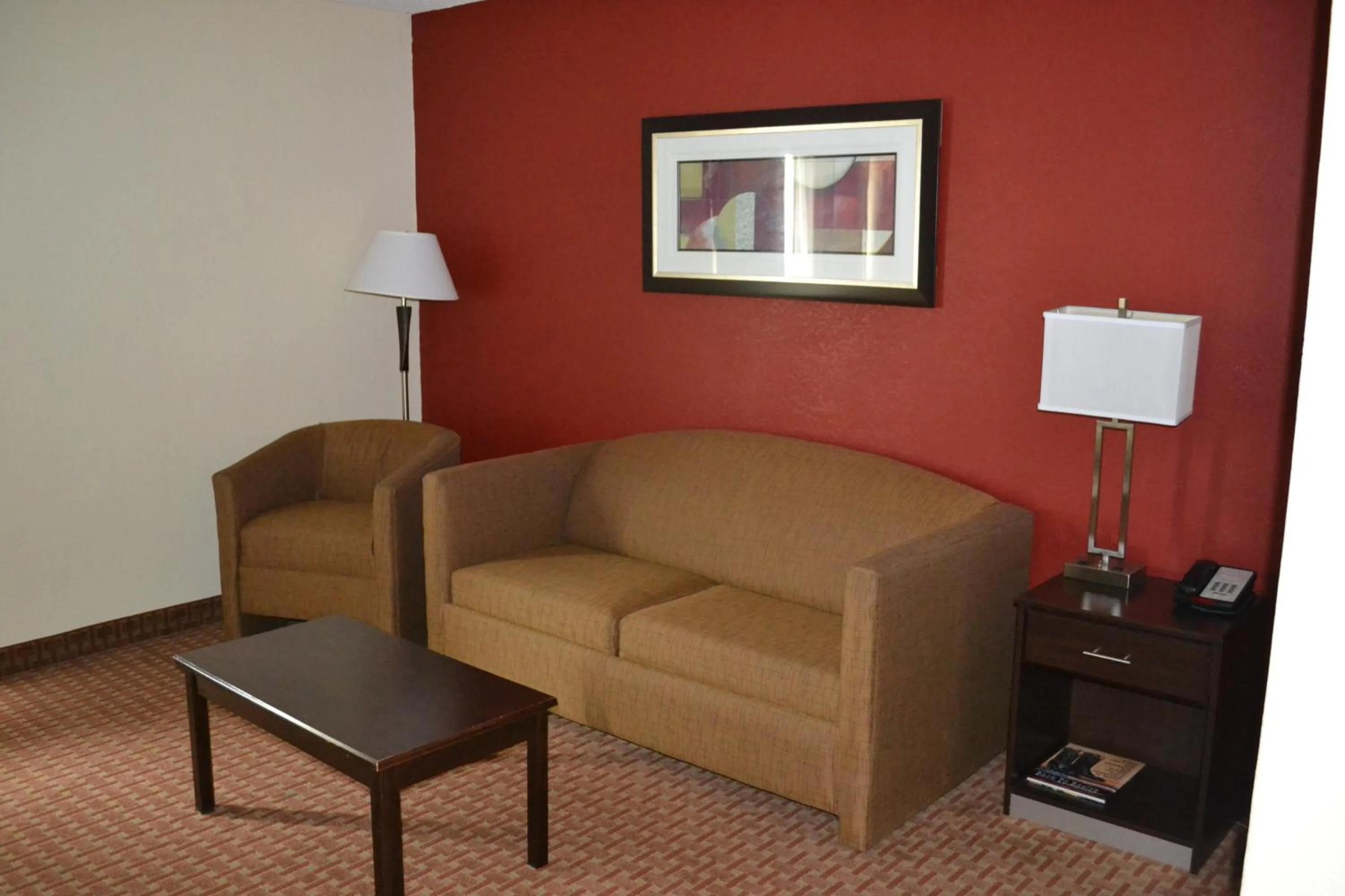 Photo of the whole room in Holiday Inn Express Harrisburg SW - Mechanicsburg by IHG