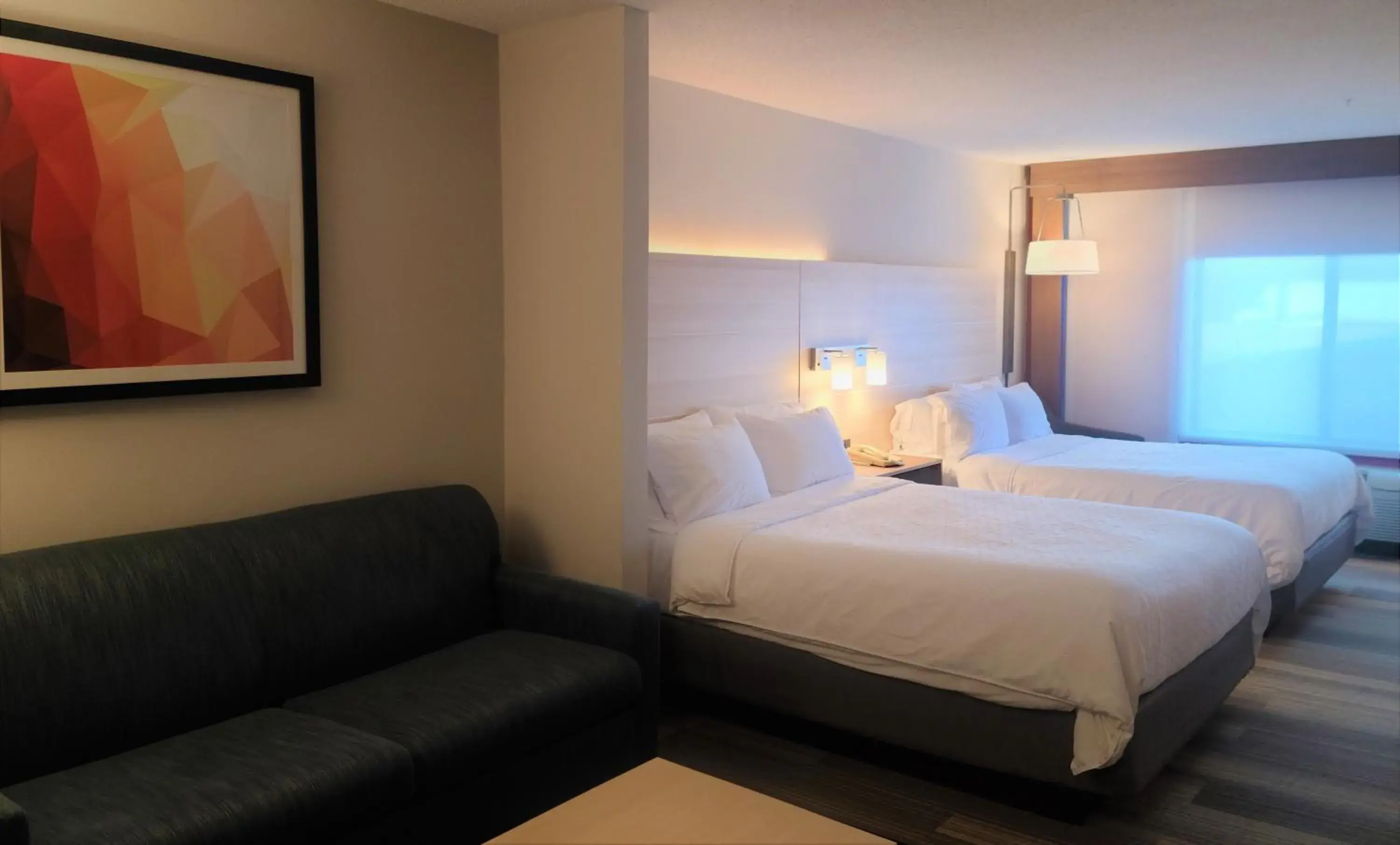 Suite with Two Queen Beds in Holiday Inn Express Lordstown-Newton Falls/Warren by IHG Suite with Two Queen Beds in Holiday Inn Express Lordstown-Newton Falls/Warren by IHG