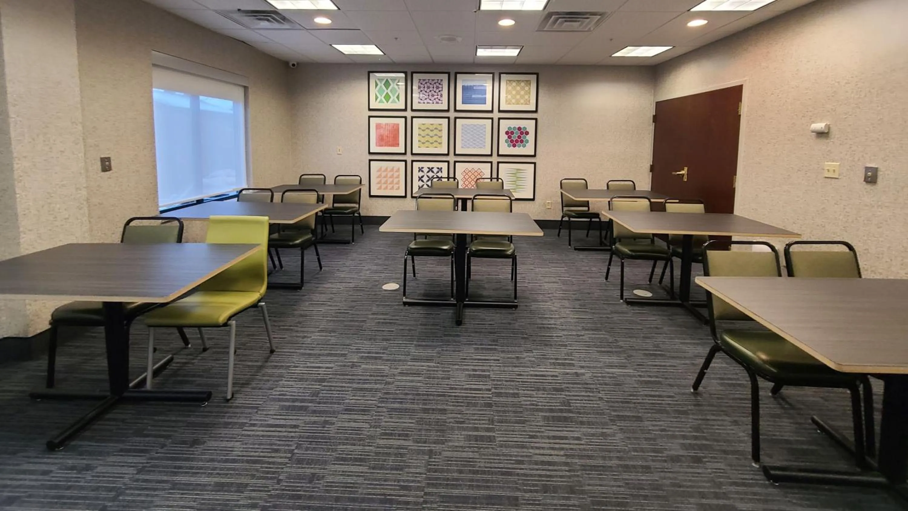 Meeting/conference room in Holiday Inn Express Lordstown-Newton Falls/Warren by IHG