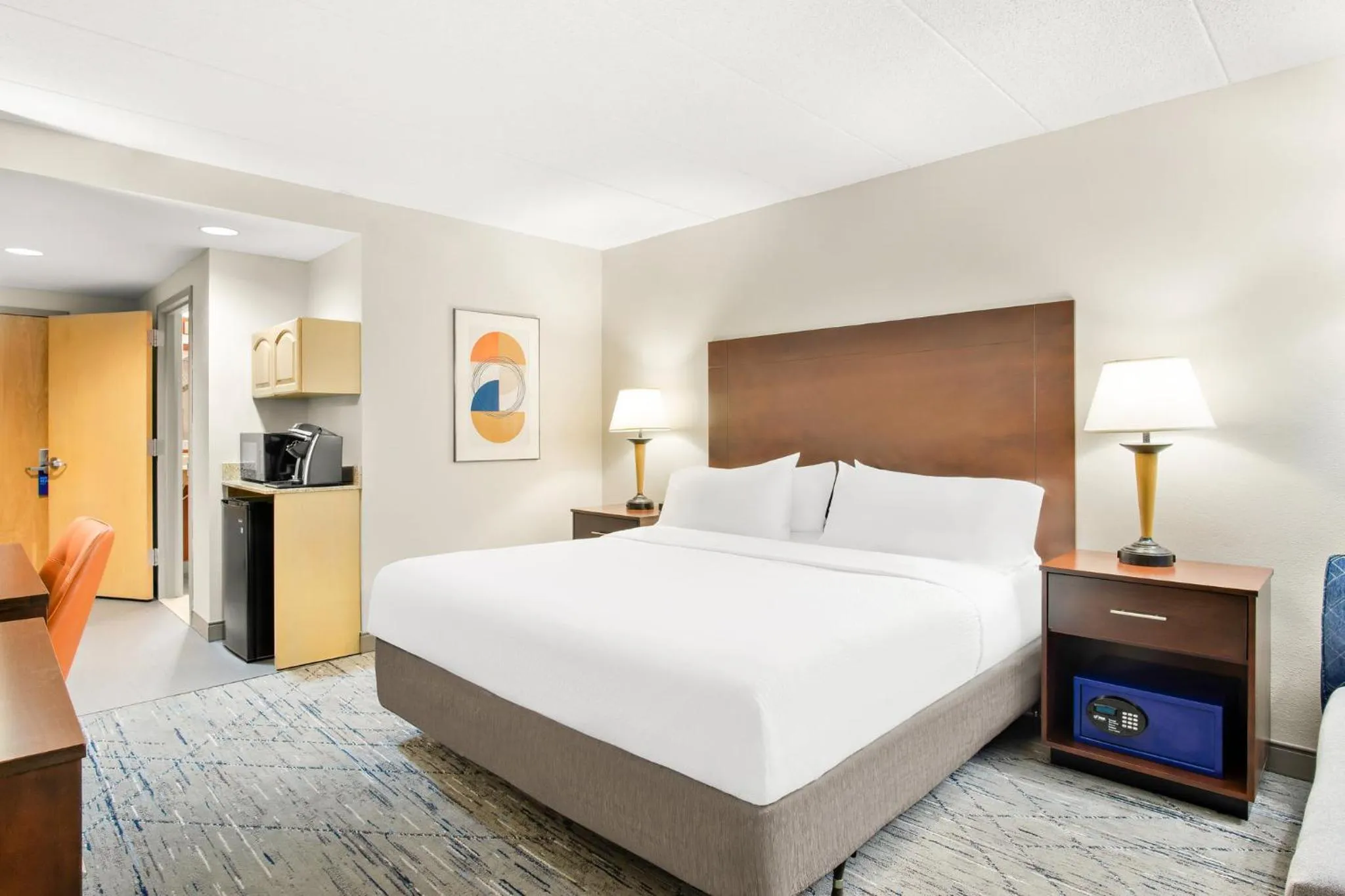 Photo of the whole room, Bed in Holiday Inn Express & Suites - Ocean City by IHG