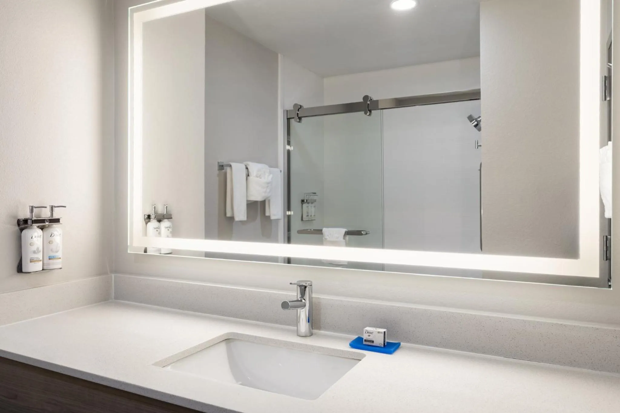 Bathroom in Holiday Inn Express & Suites Midwest City by IHG