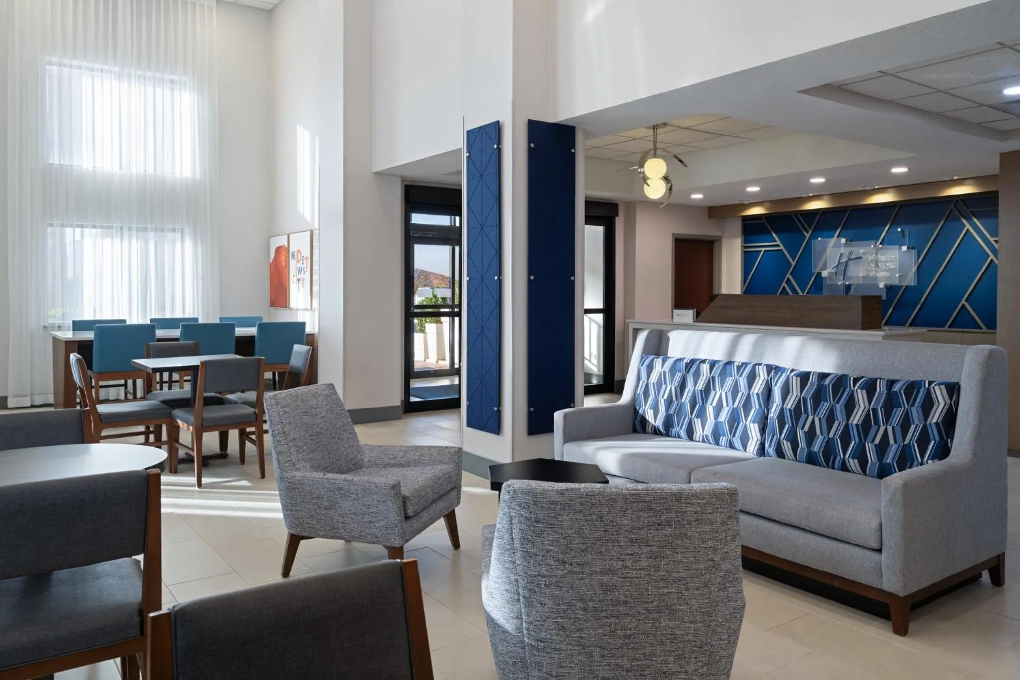 Property building in Holiday Inn Express & Suites Midwest City by IHG