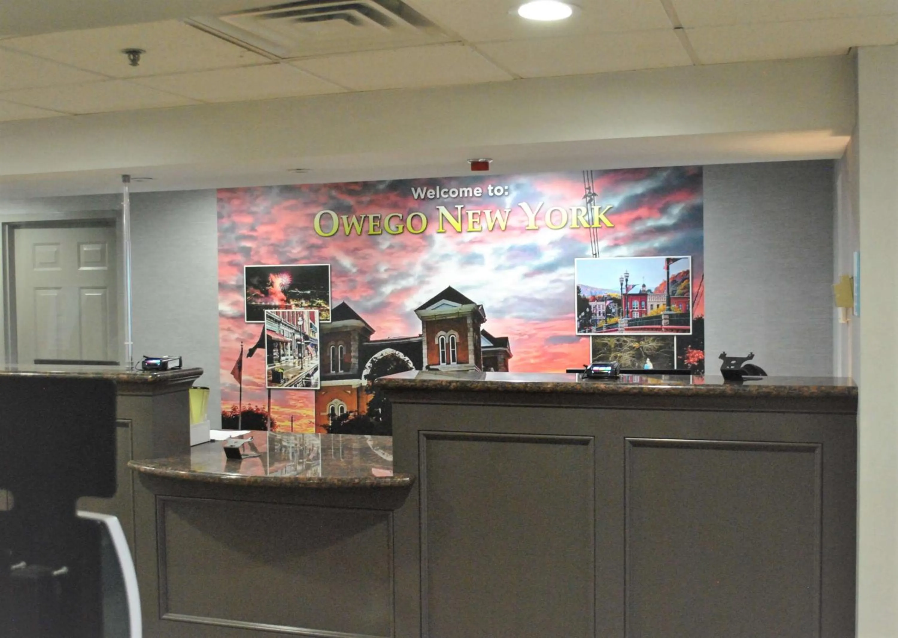 Lobby or reception in Best Western Owego Inn