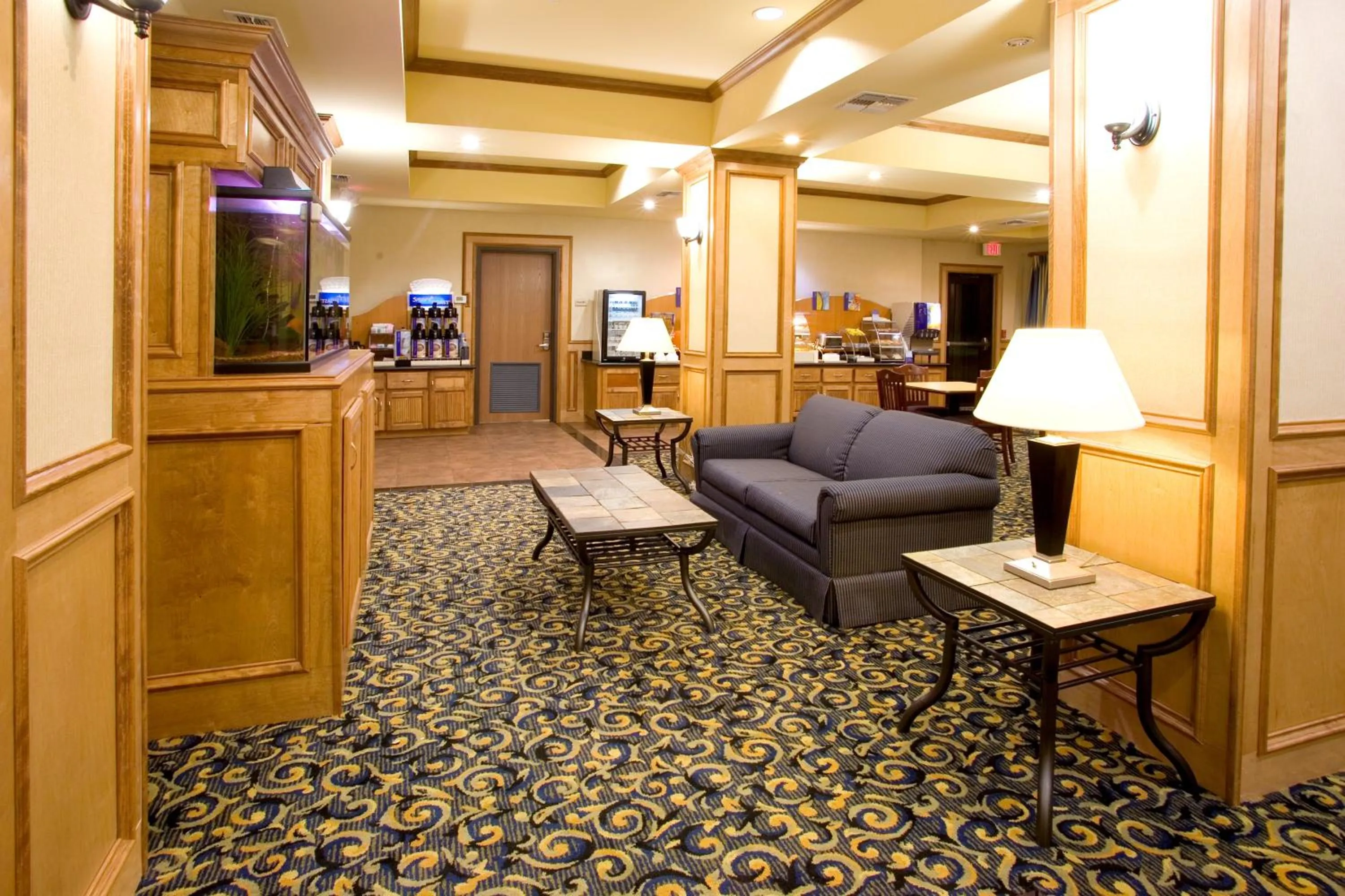 Breakfast in Holiday Inn Express & Suites - Jourdanton-Pleasanton by IHG