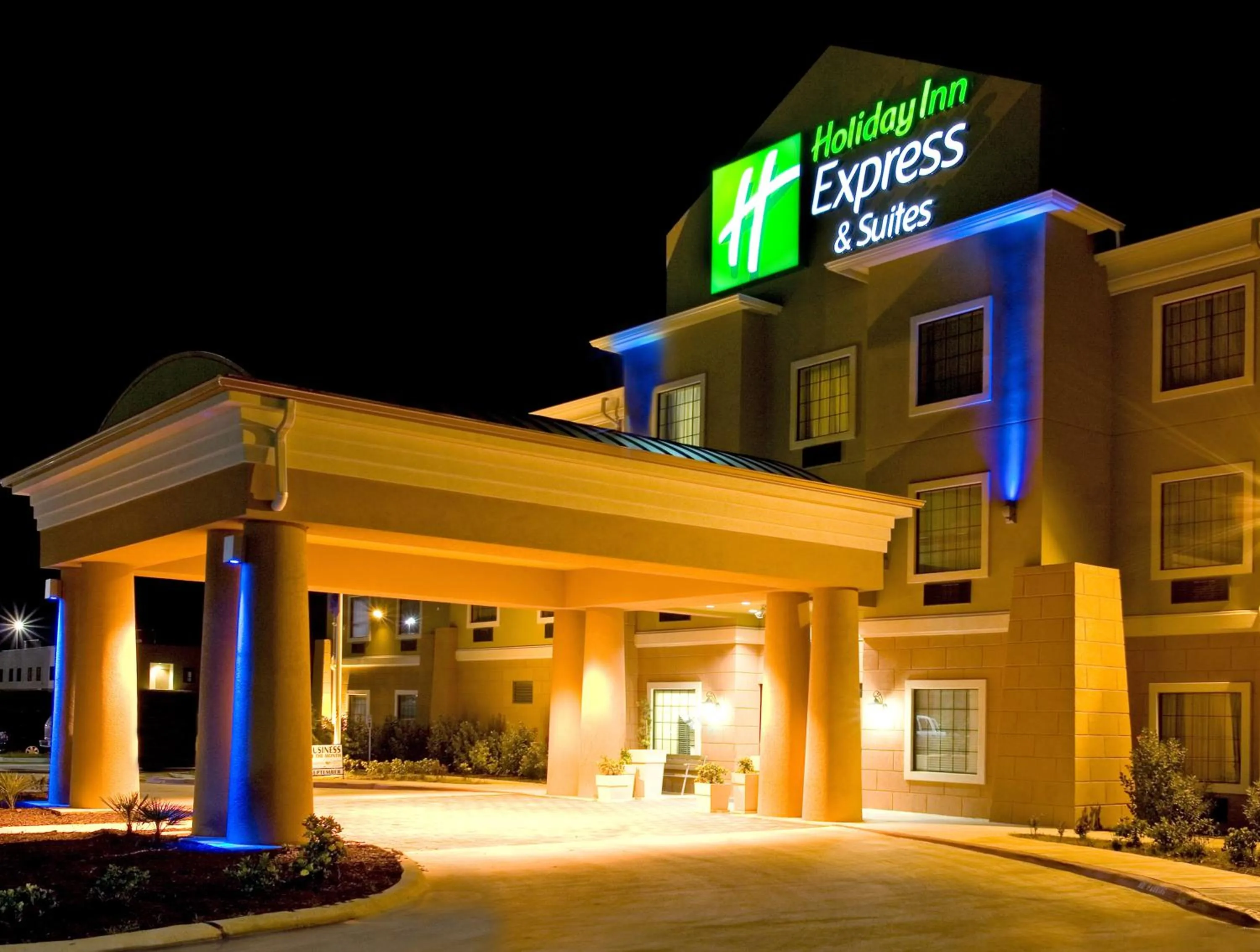 Property building in Holiday Inn Express & Suites - Jourdanton-Pleasanton by IHG
