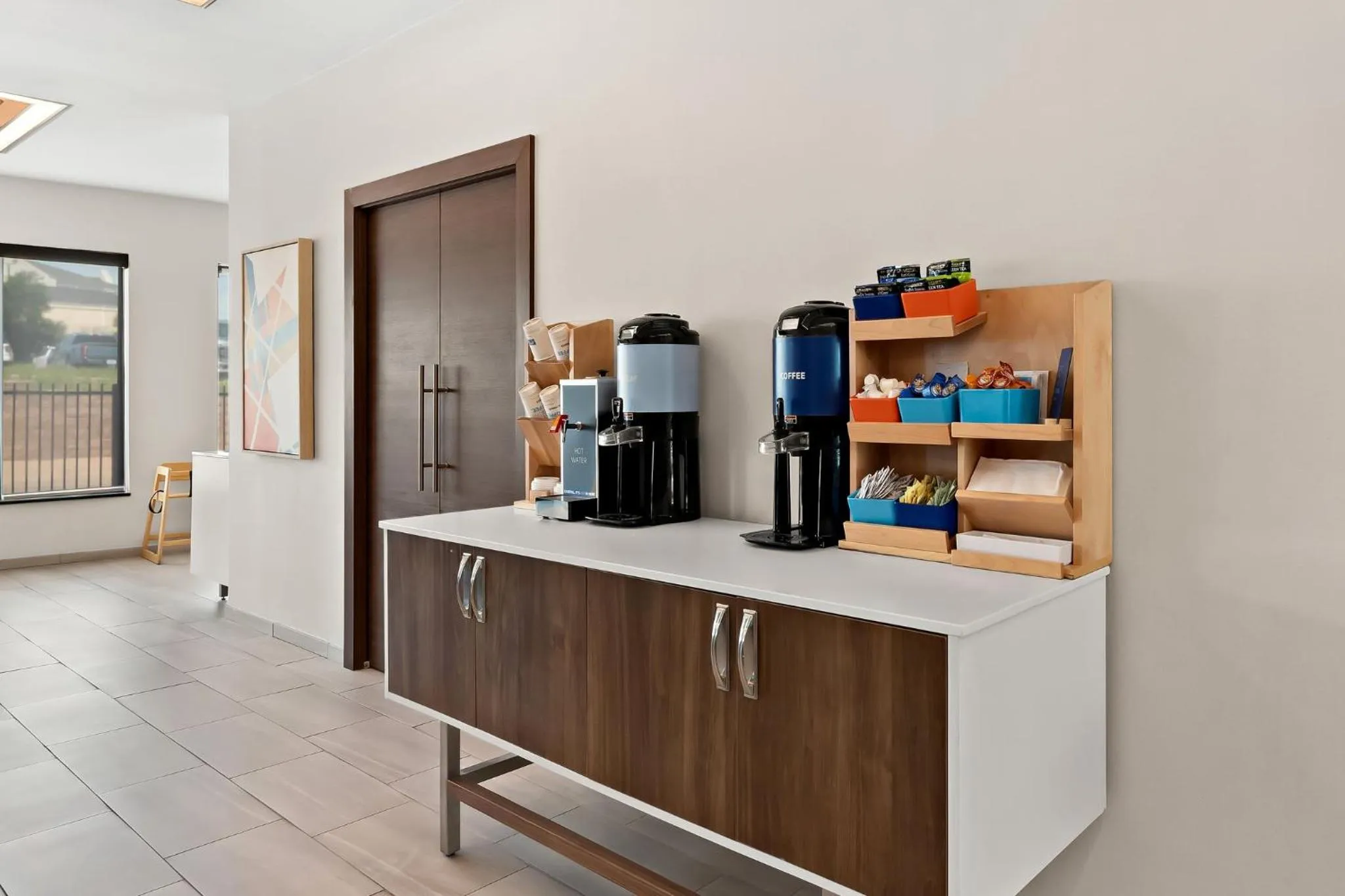 Breakfast in Holiday Inn Express & Suites Perry by IHG