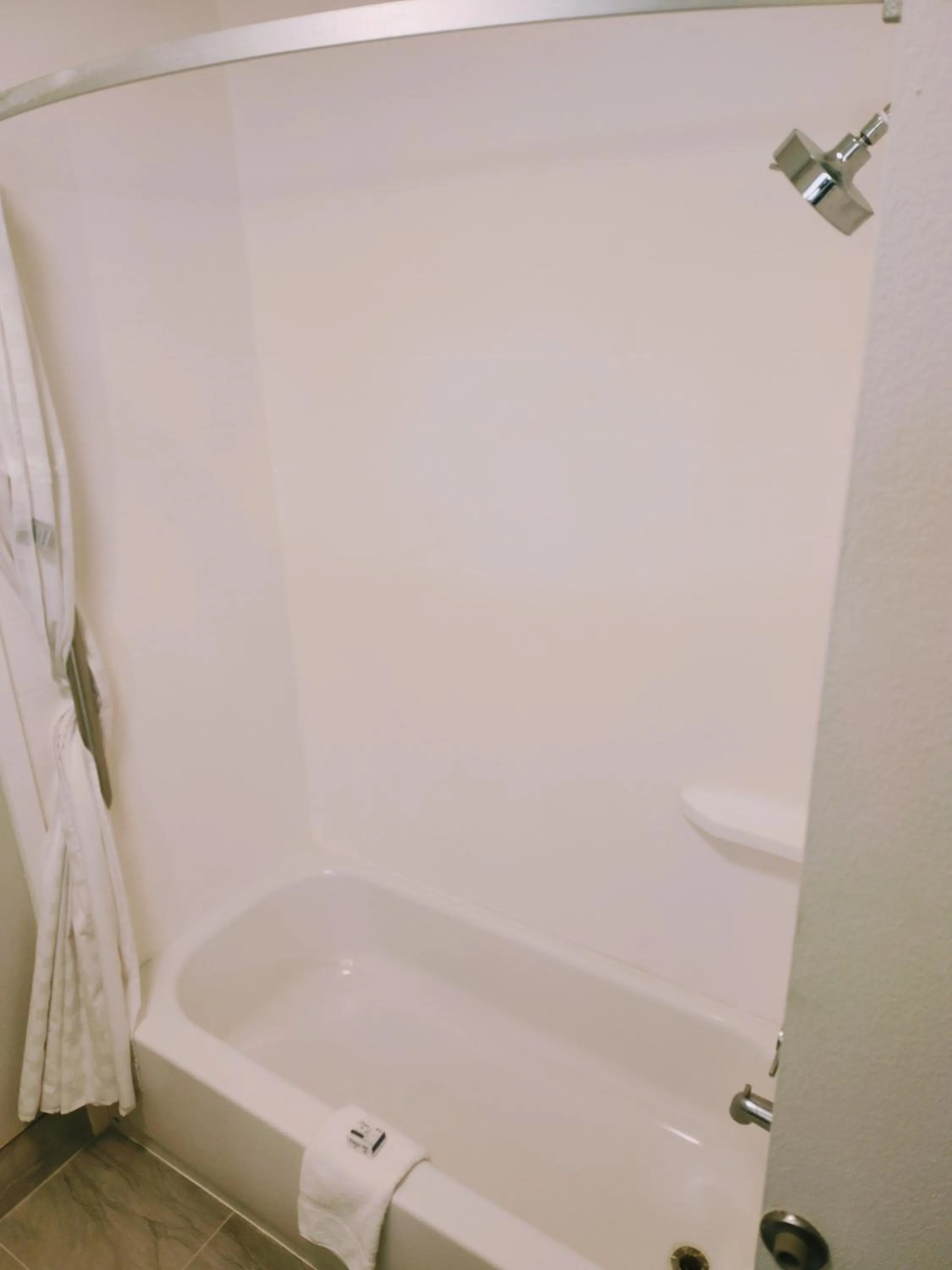 Holiday Inn Express Kenedy by IHG