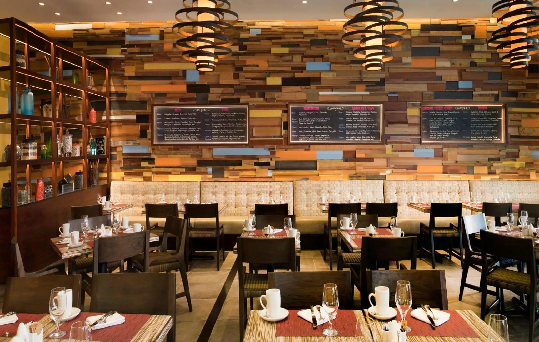 Restaurant/places to eat in InterContinental Real Santo Domingo by IHG