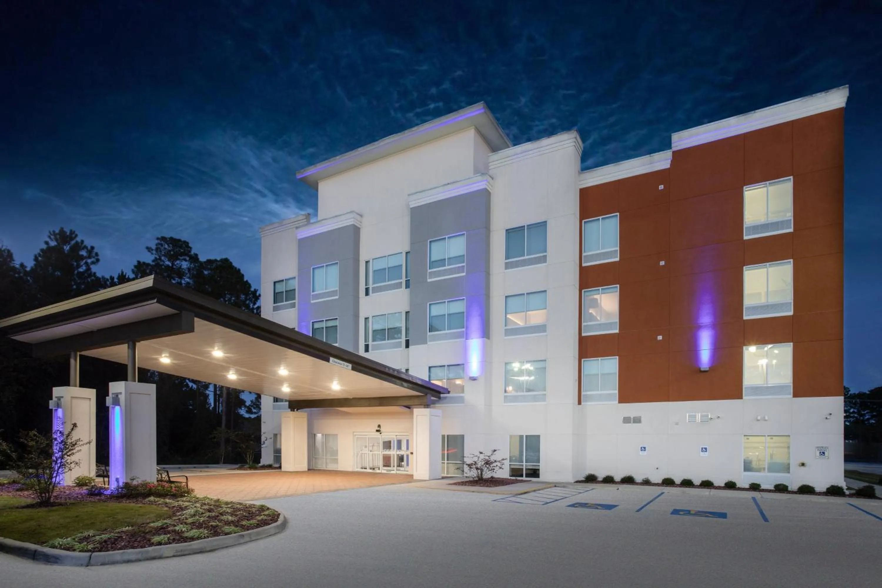 Property building in Holiday Inn Express Slidell by IHG