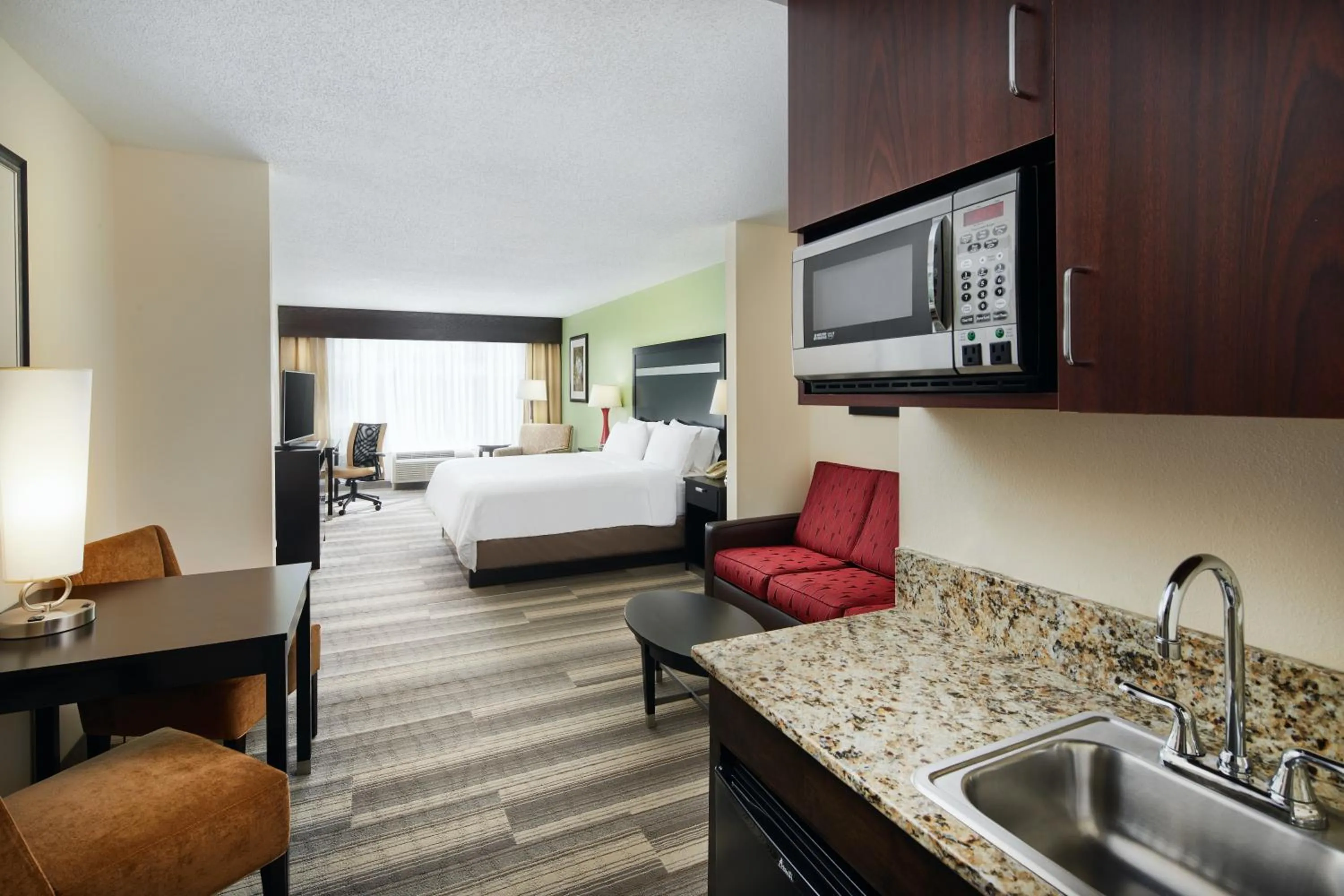 Bed in Holiday Inn Express & Suites I-26 & Us 29 At Westgate Mall by IHG