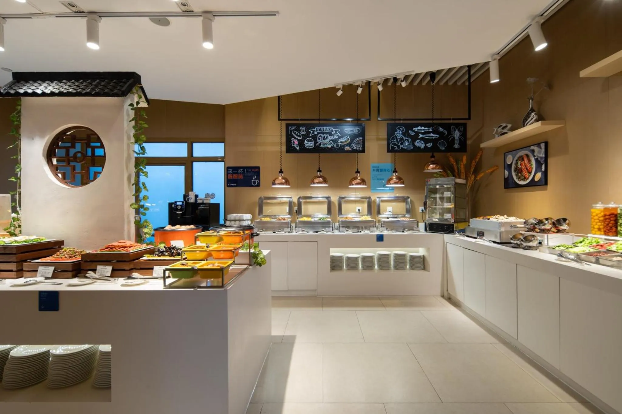 Restaurant/places to eat in Holiday Inn Express Jinan High-Tech Zone by IHG