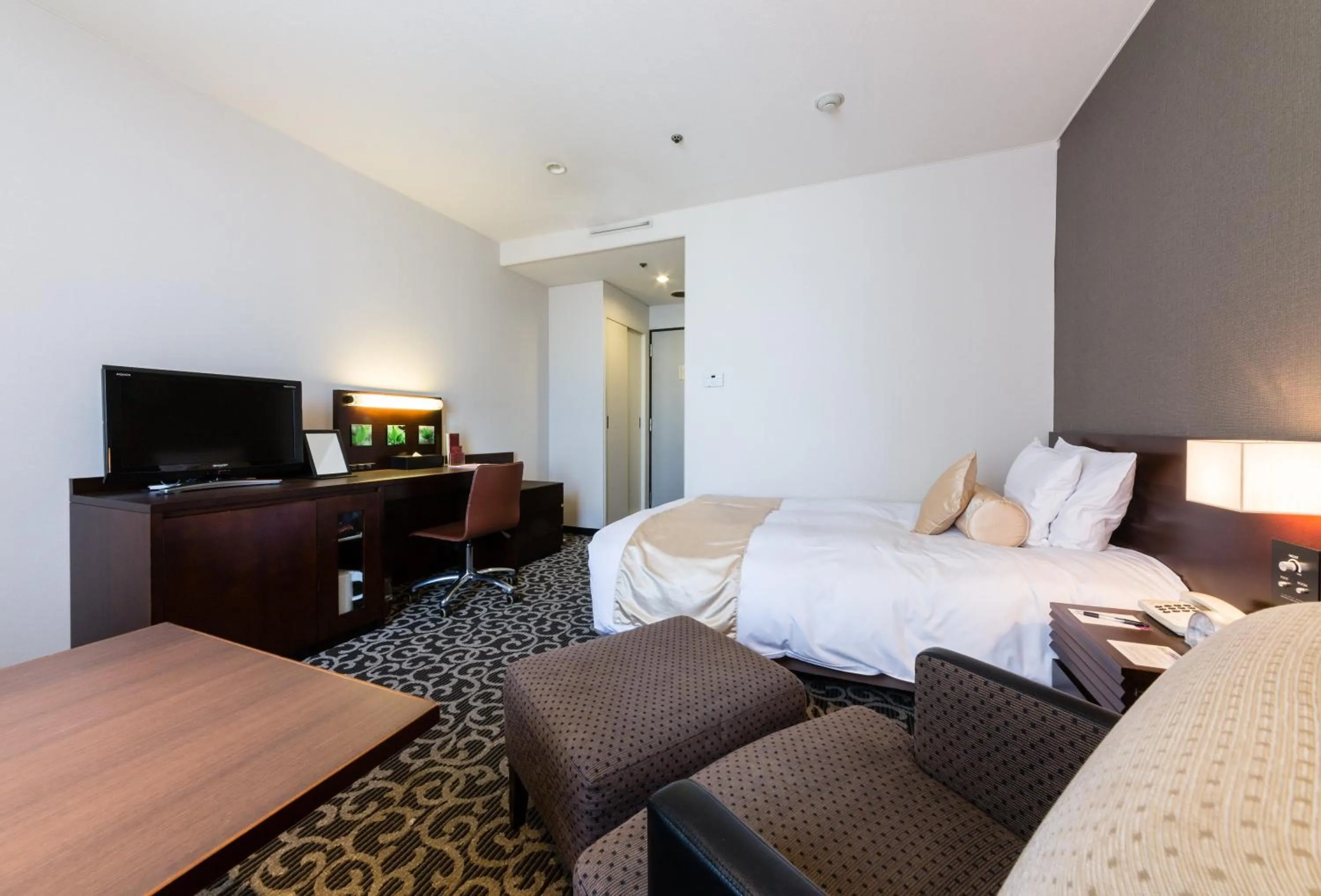 Photo of the whole room in ANA Crowne Plaza Ube, an IHG Hotel