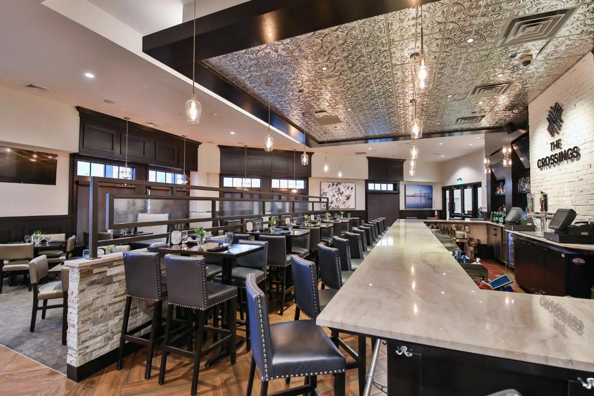 Restaurant/places to eat in Crowne Plaza Providence-Warwick (Airport) by IHG