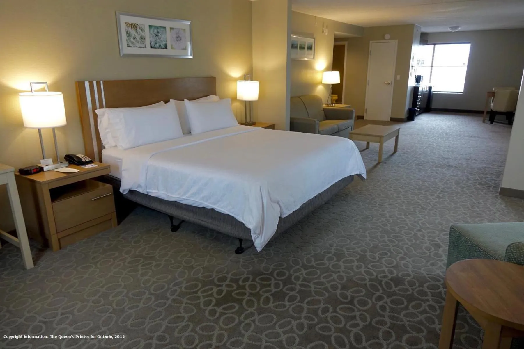Photo of the whole room, Bed in Holiday Inn Express & Suites Oshawa Downtown - Toronto Area by IHG