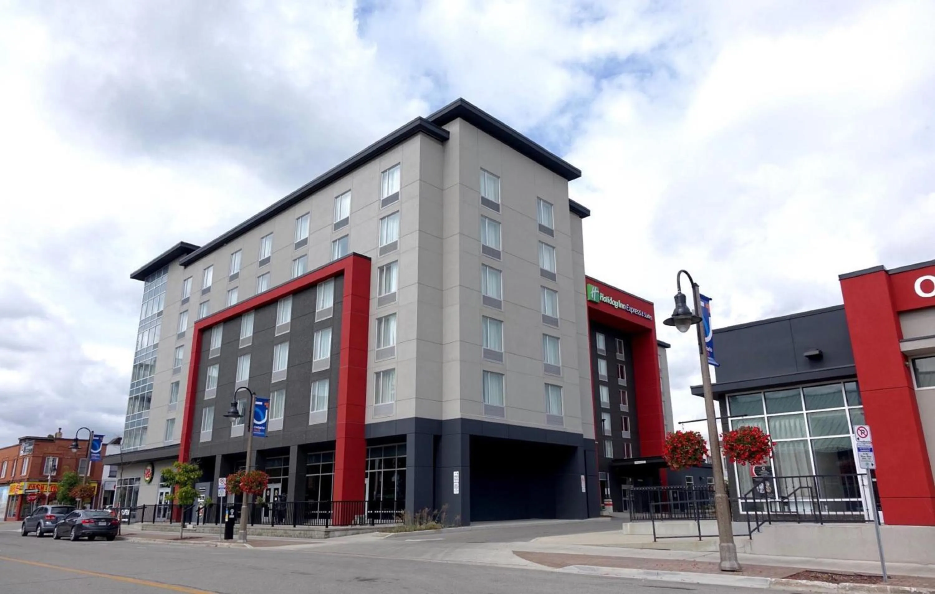 Property building in Holiday Inn Express & Suites Oshawa Downtown - Toronto Area by IHG