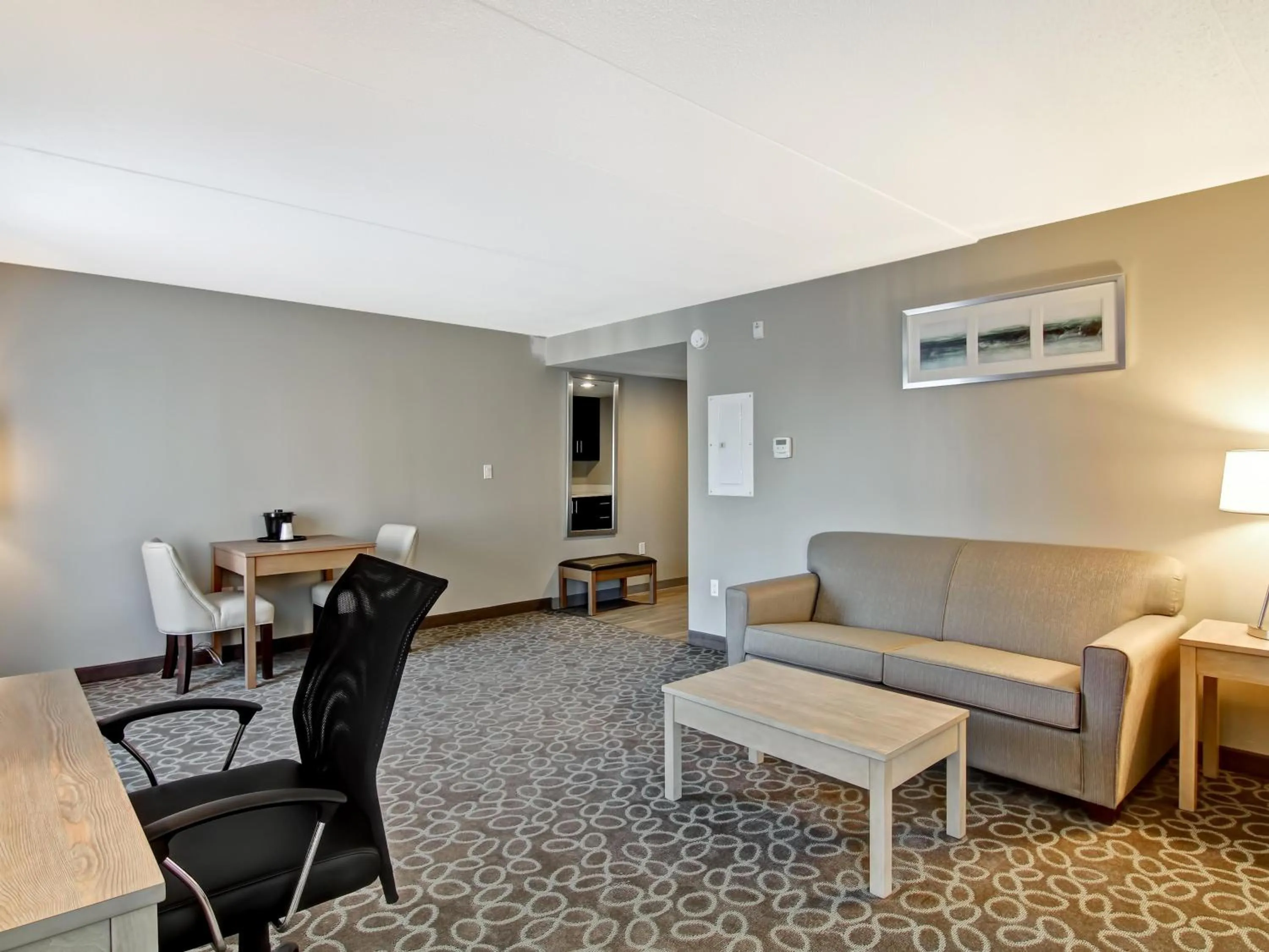 Photo of the whole room in Holiday Inn Express & Suites Oshawa Downtown - Toronto Area by IHG